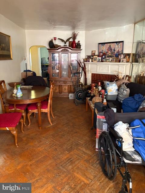 WEST OAK LANE - Residential Income