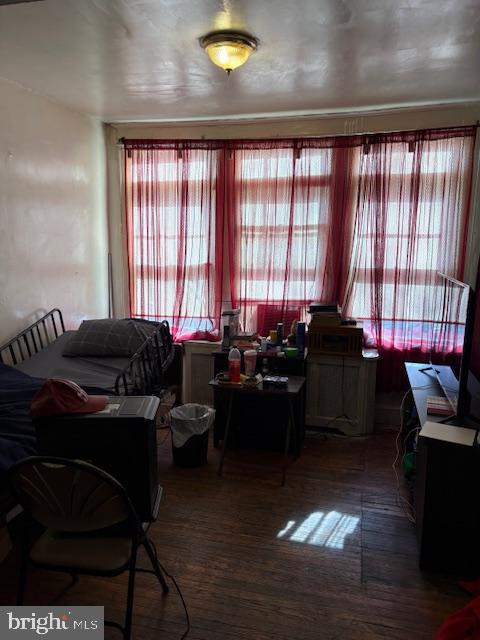 WEST OAK LANE - Residential Income