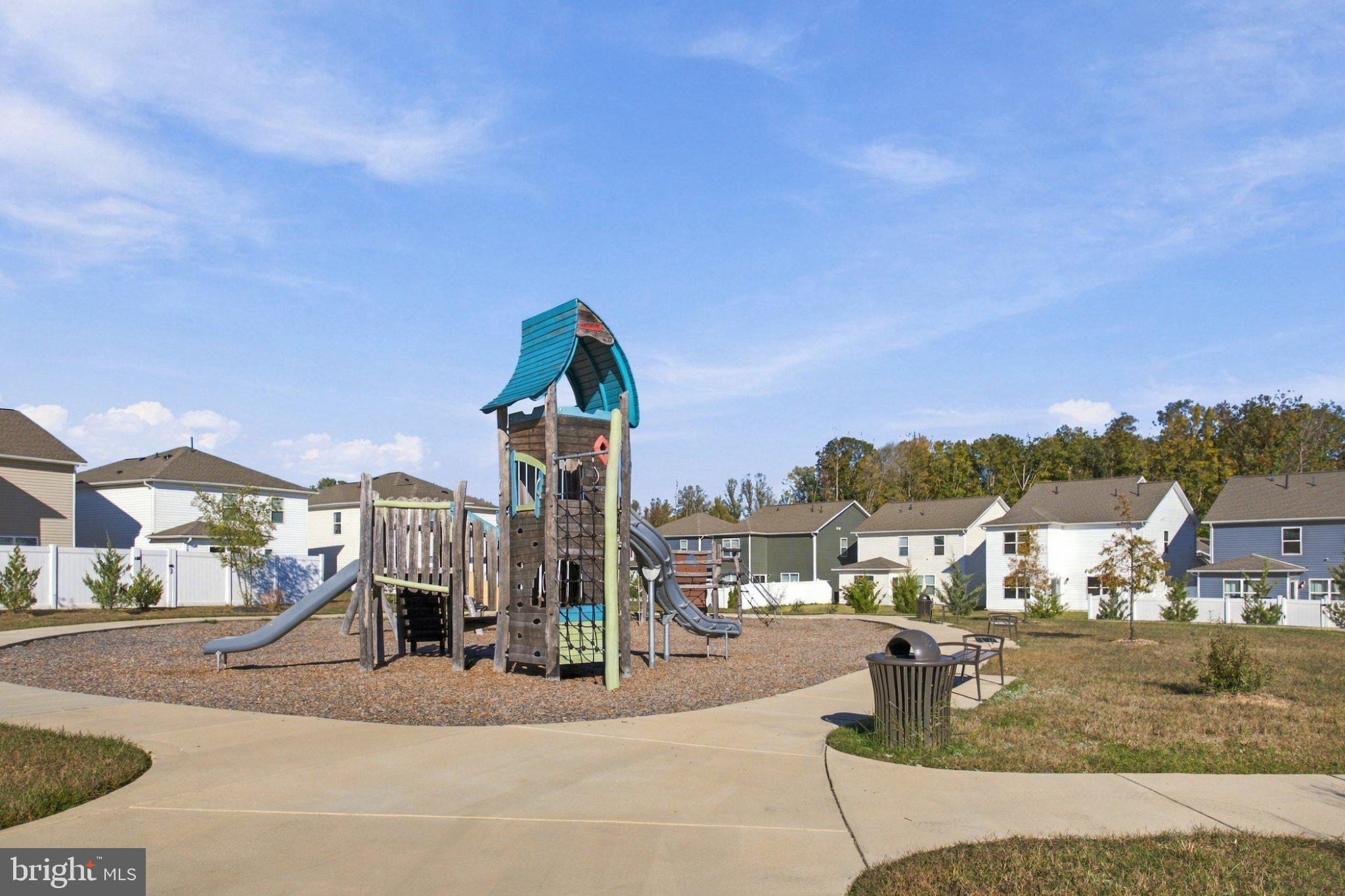 322 FOREST EDGE AVENUE