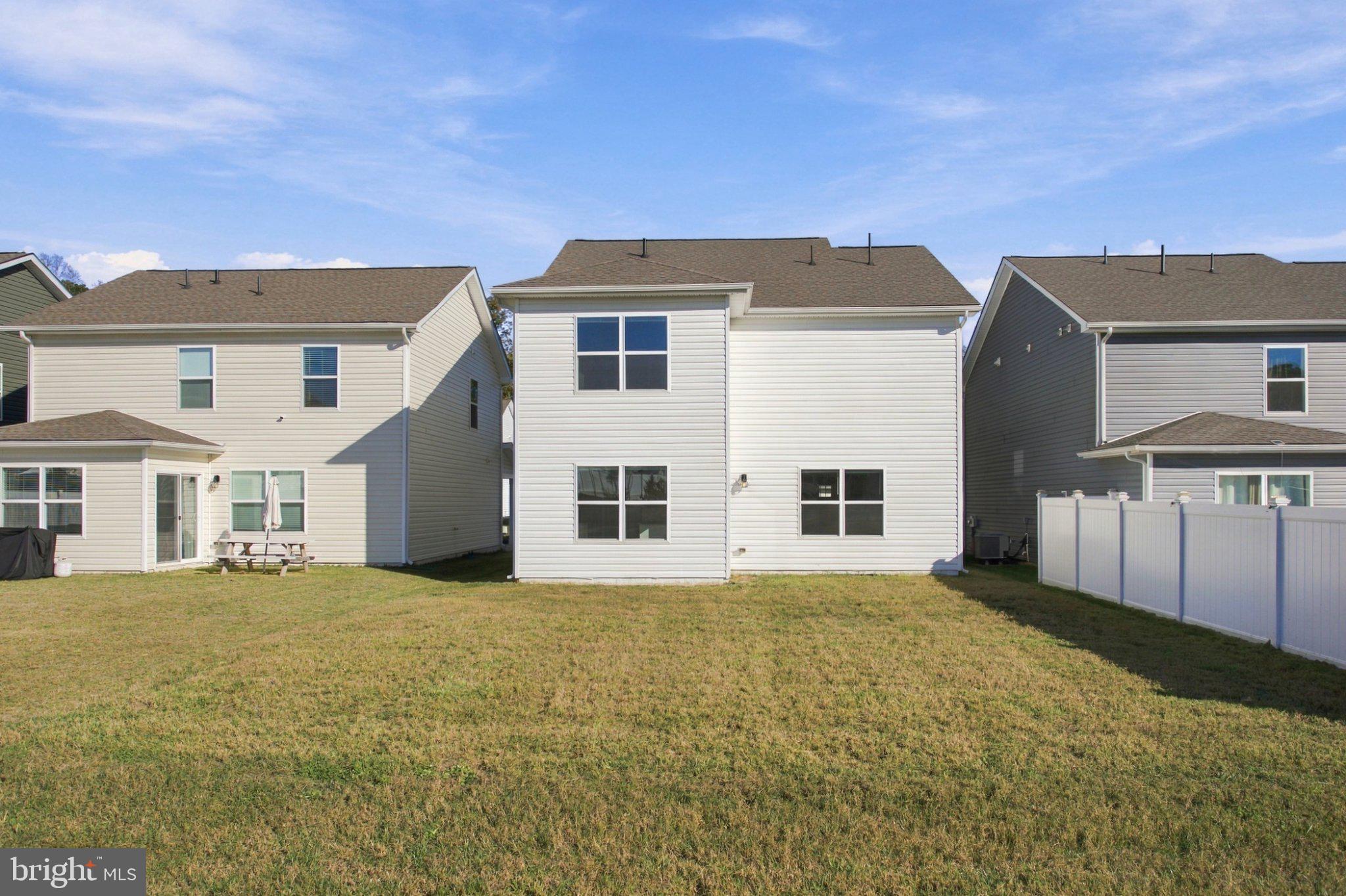 322 FOREST EDGE AVENUE