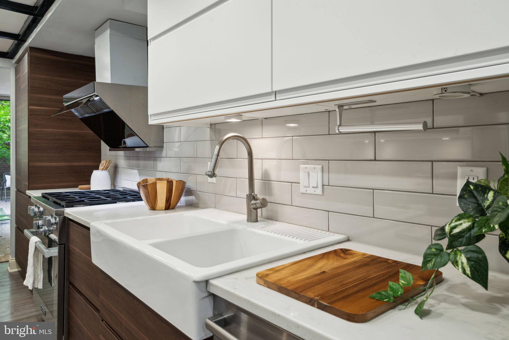 SOCIETY HILL - Residential