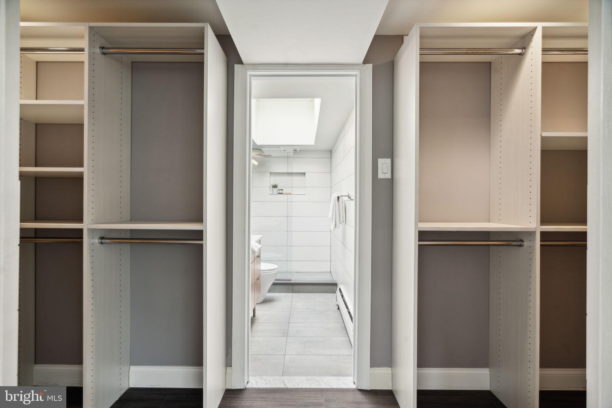 SOCIETY HILL - Residential