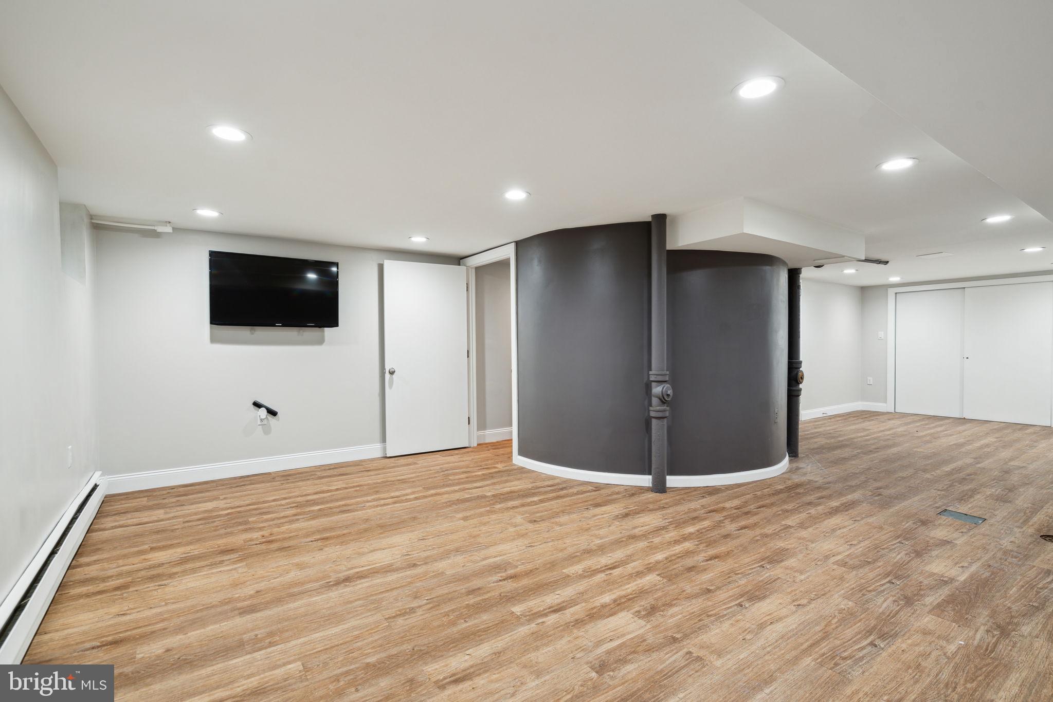 SOCIETY HILL - Residential