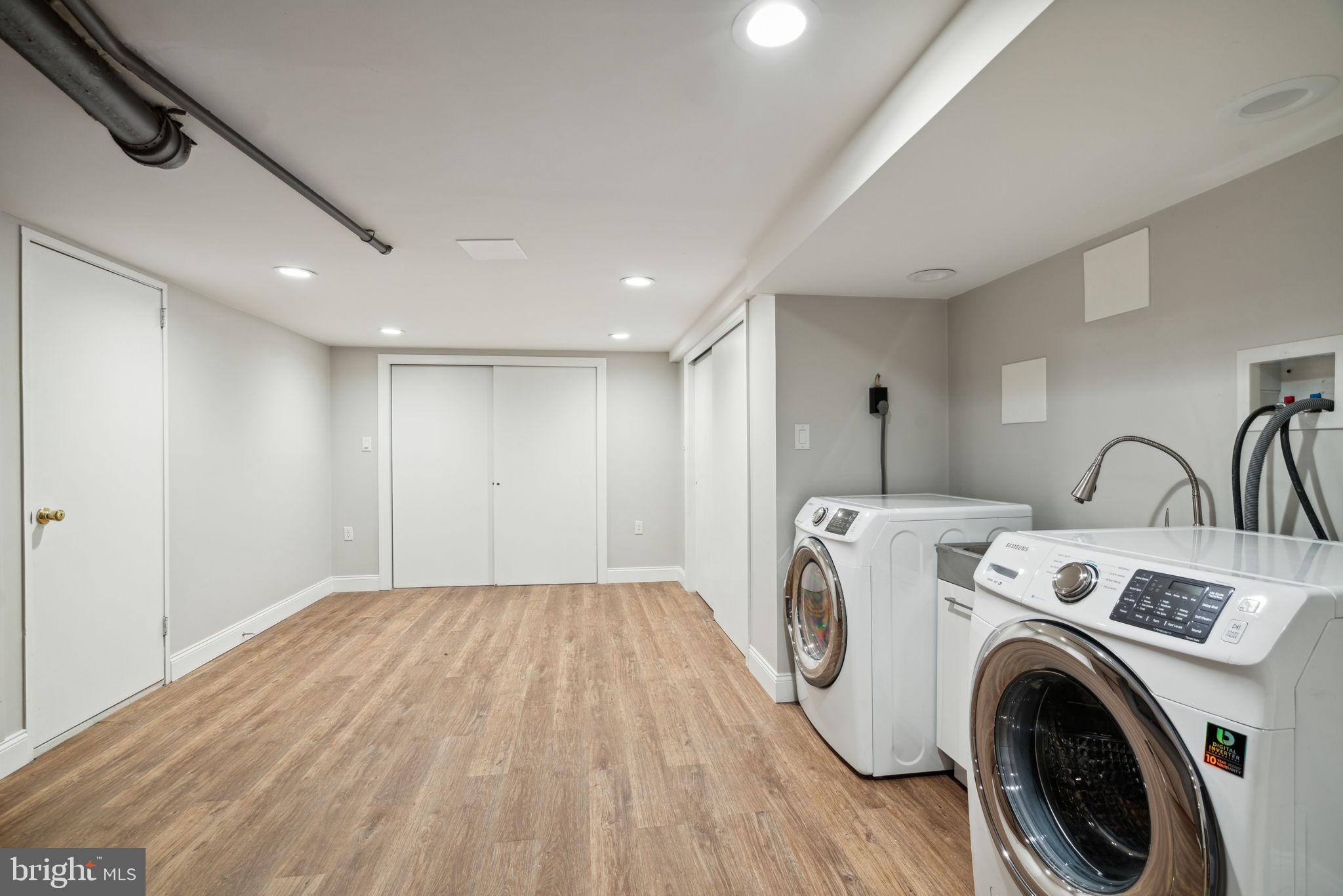 SOCIETY HILL - Residential