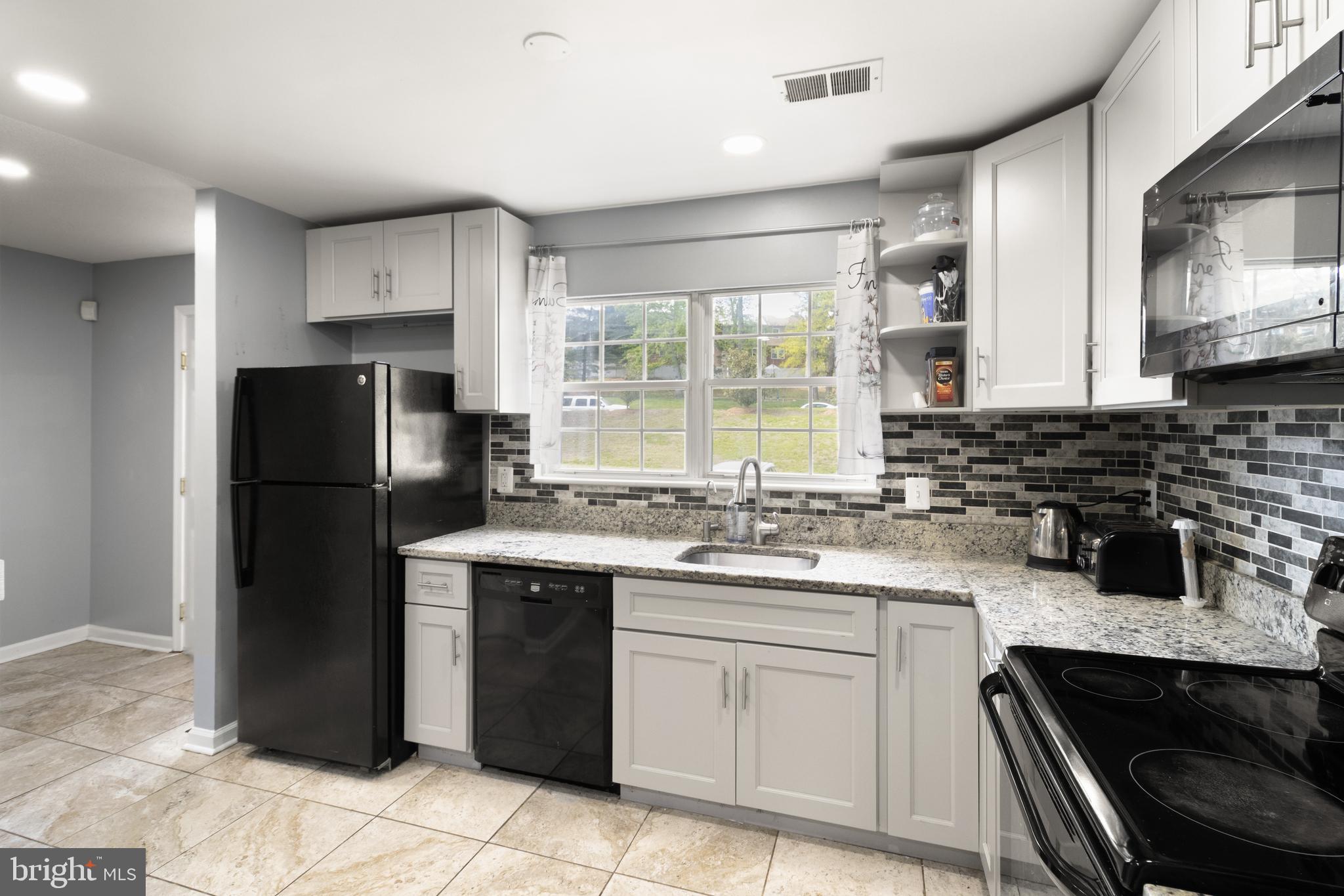 RIPPON LANDING - Residential