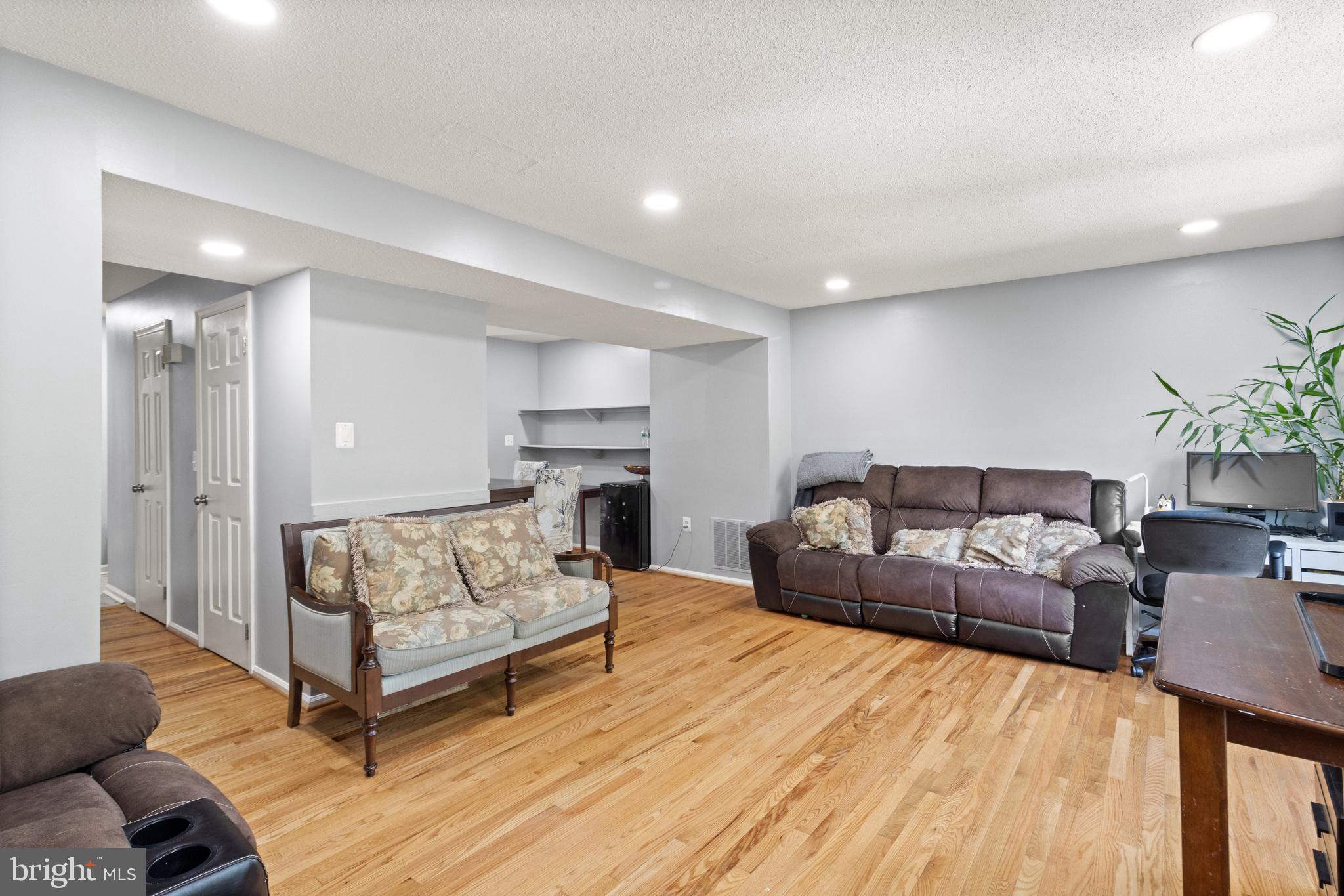 RIPPON LANDING - Residential