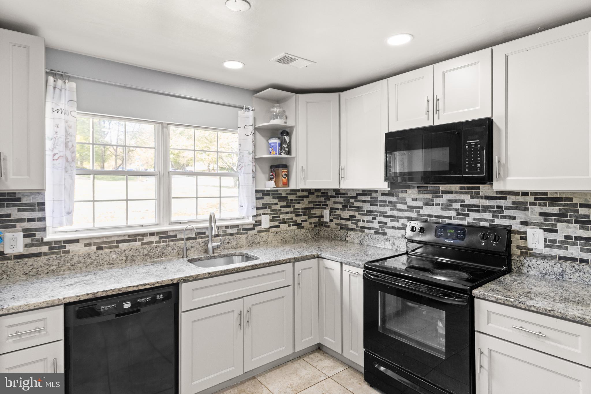 RIPPON LANDING - Residential