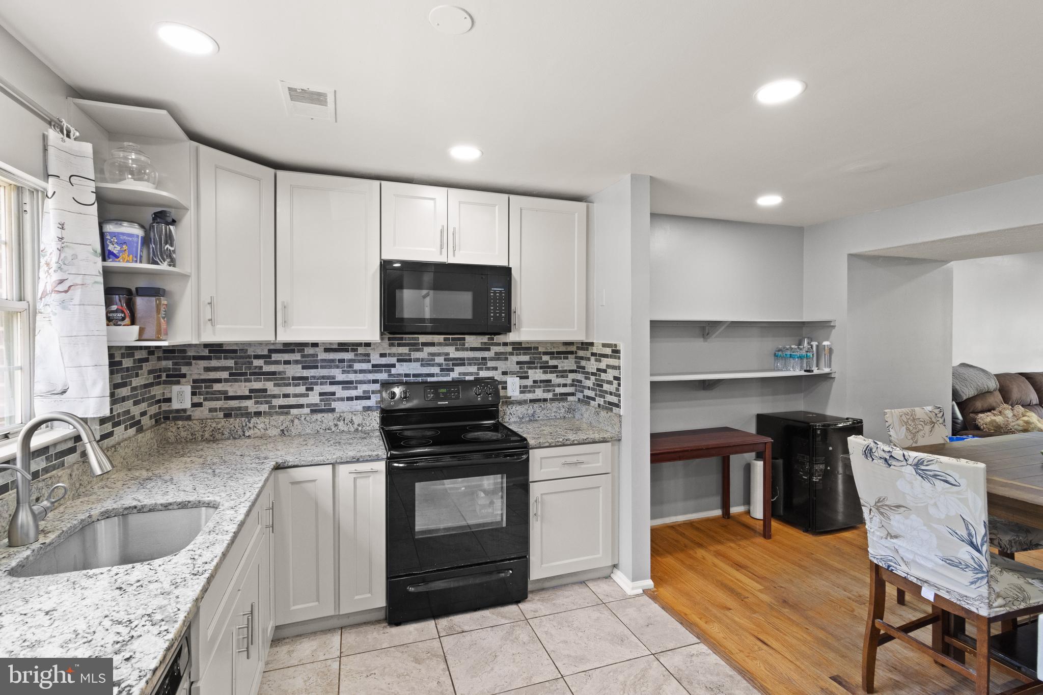 RIPPON LANDING - Residential