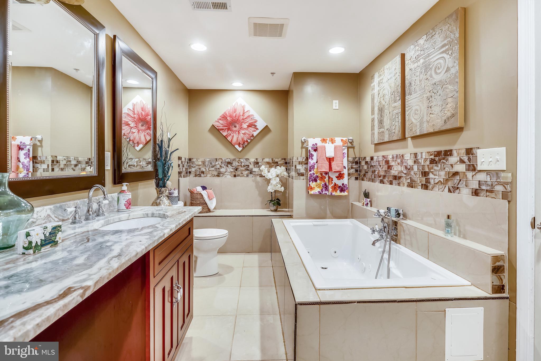 FIELDS AT ROCK GLENN - Residential