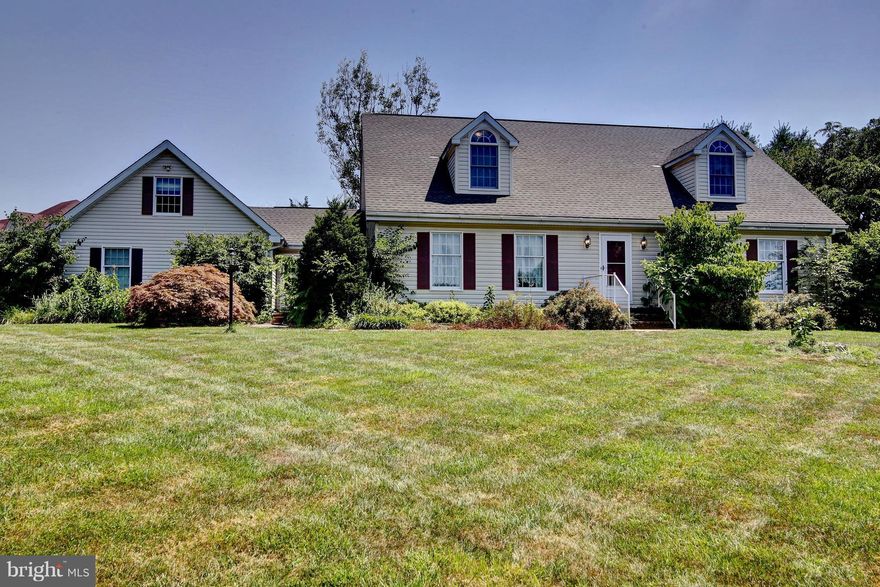 Beautiful Colonial in sought after Carriage Park. Convenient to Rt 340 and Government facilities.