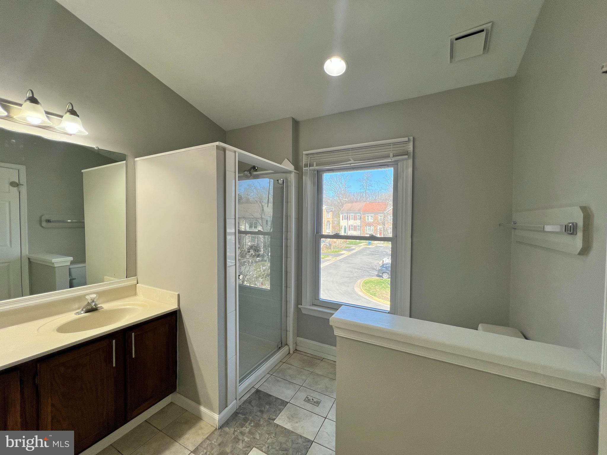 SULLY STATION - Residential