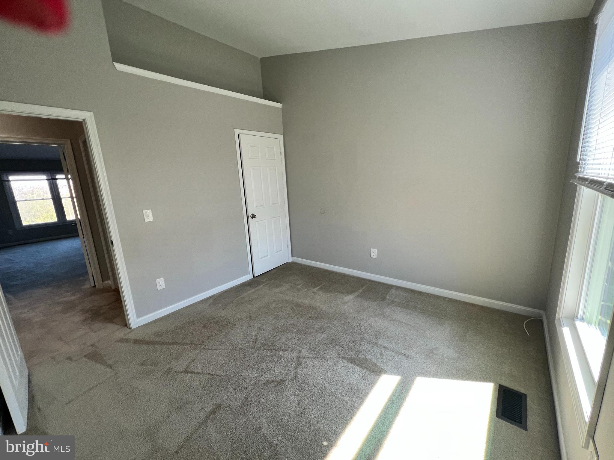 SULLY STATION - Residential