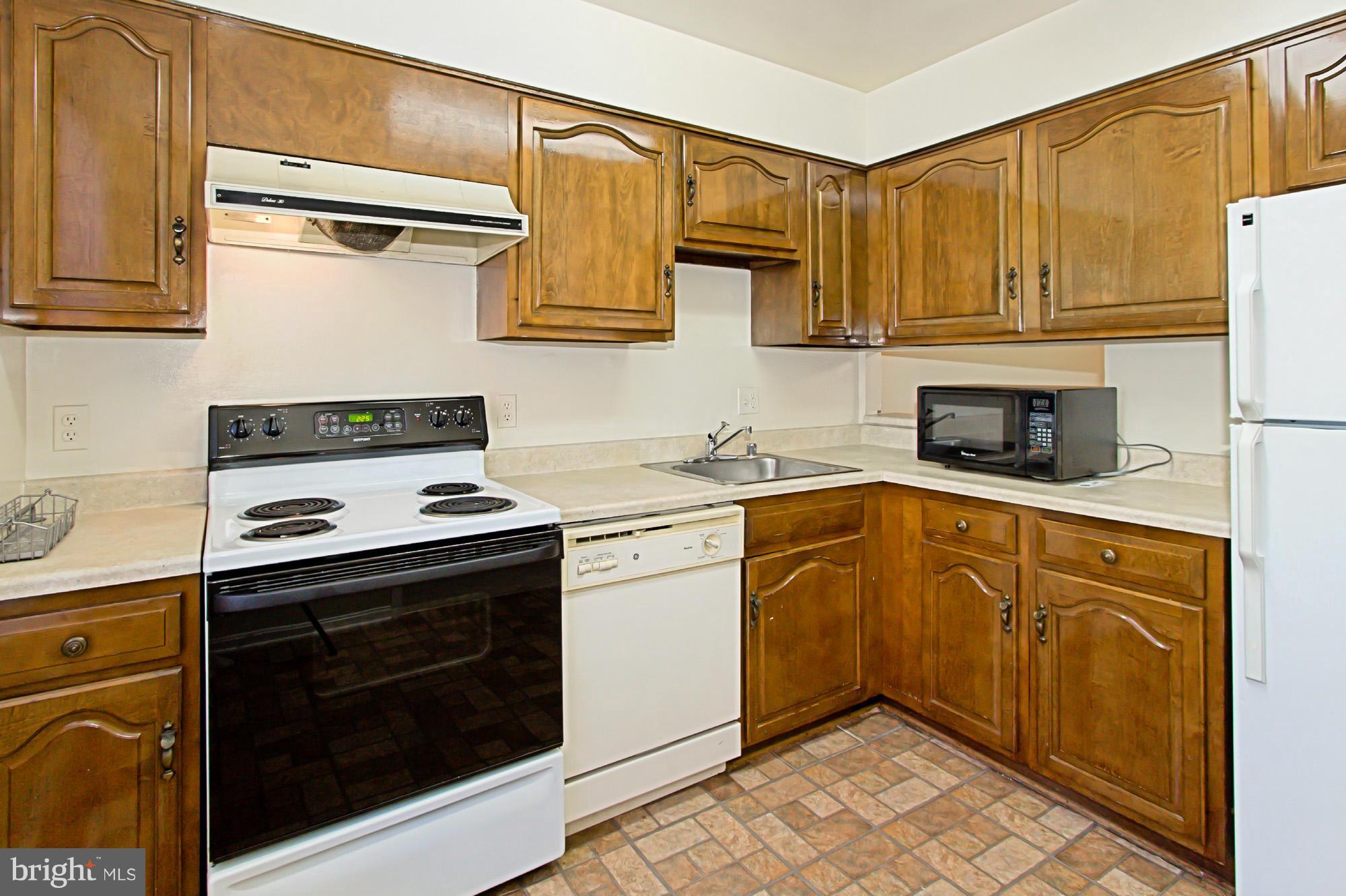 COLIN PLACE - Residential Lease