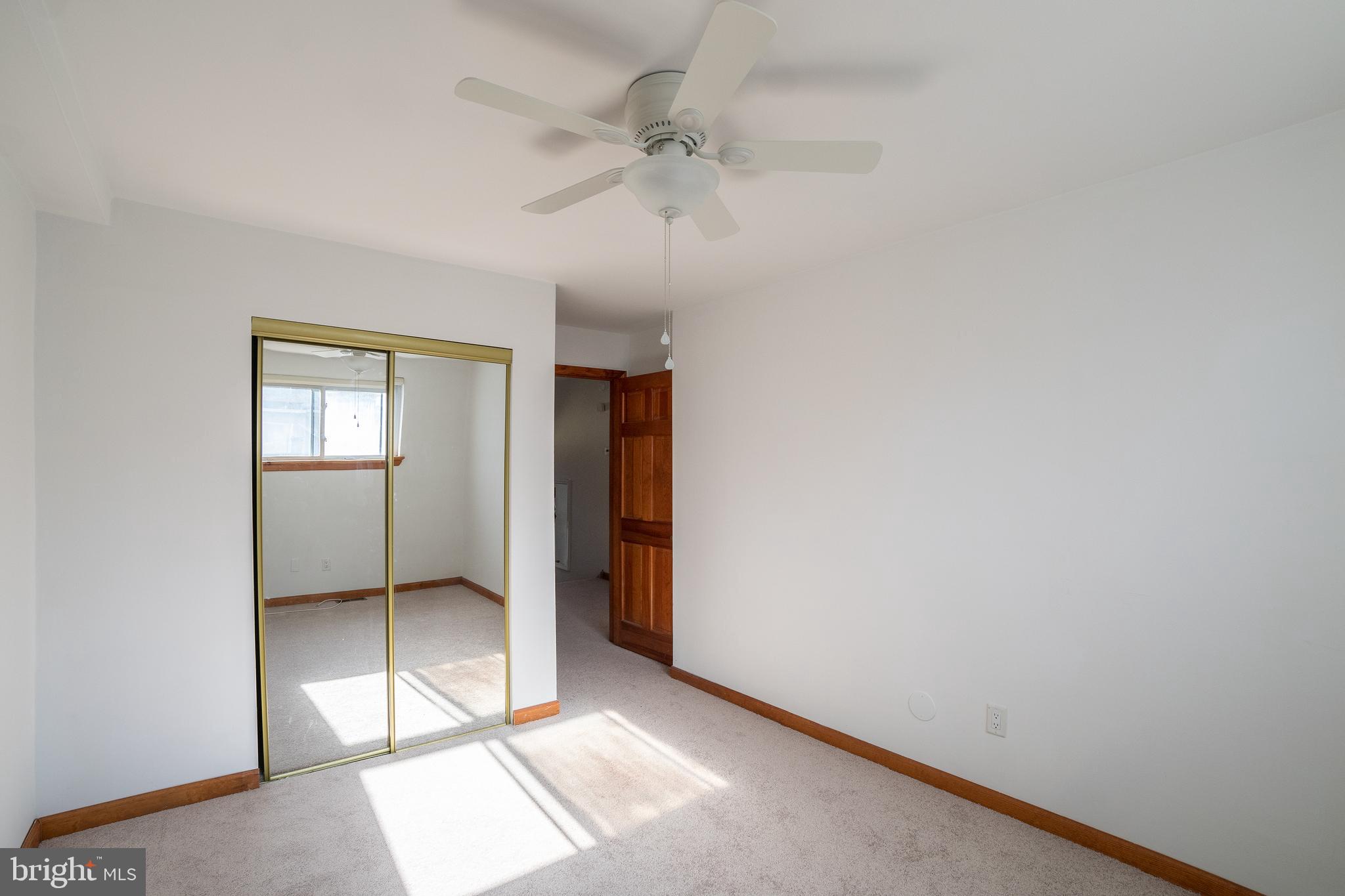 FAIRMOUNT - Residential Lease