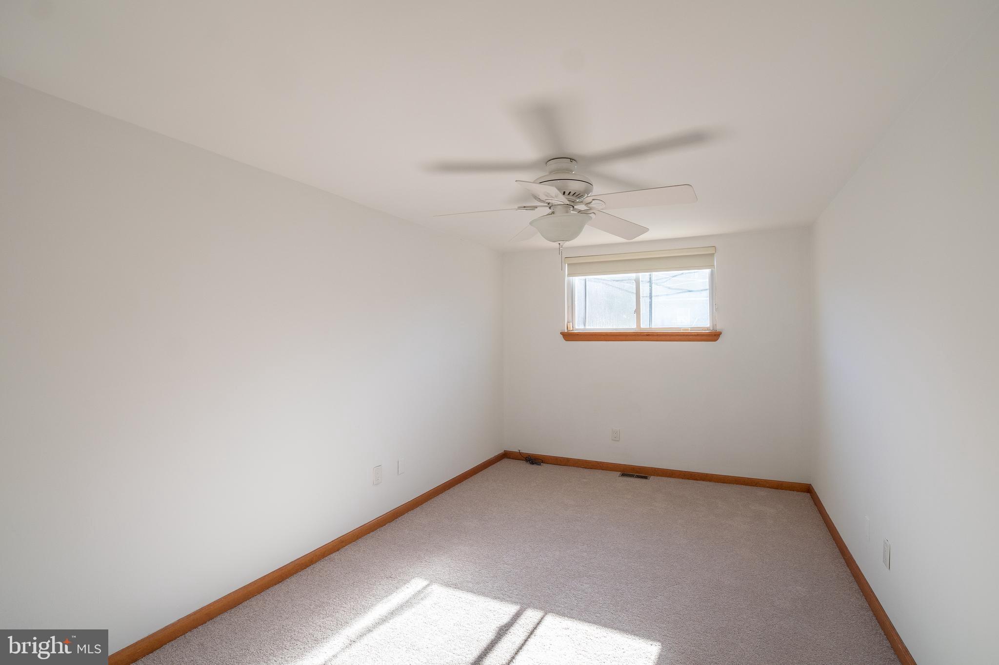 FAIRMOUNT - Residential Lease