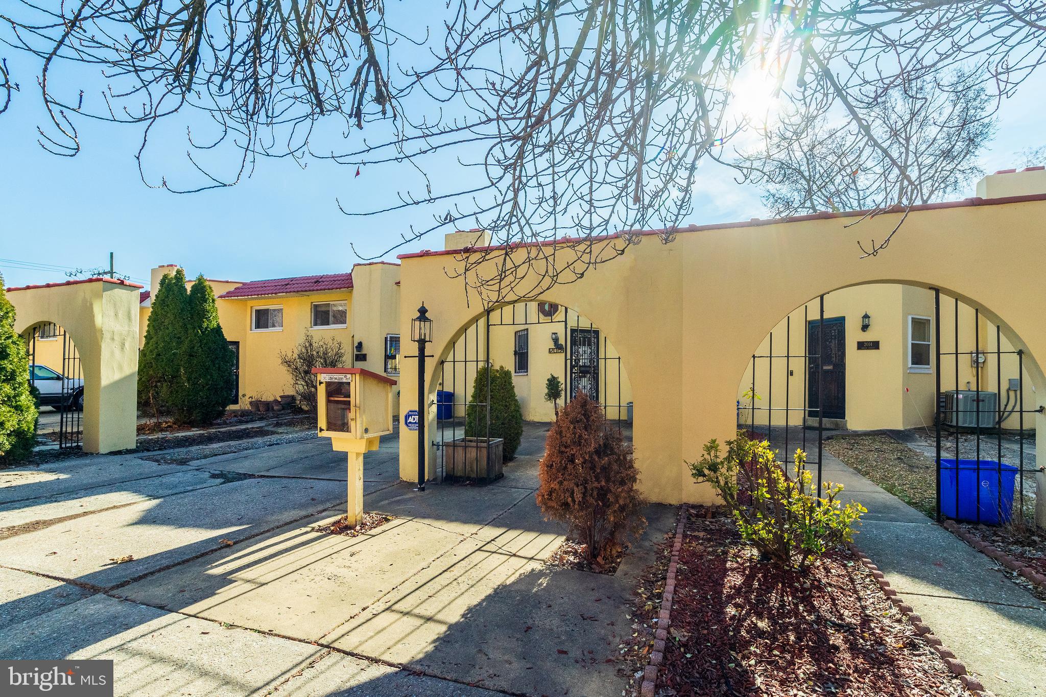 FAIRMOUNT - Residential Lease