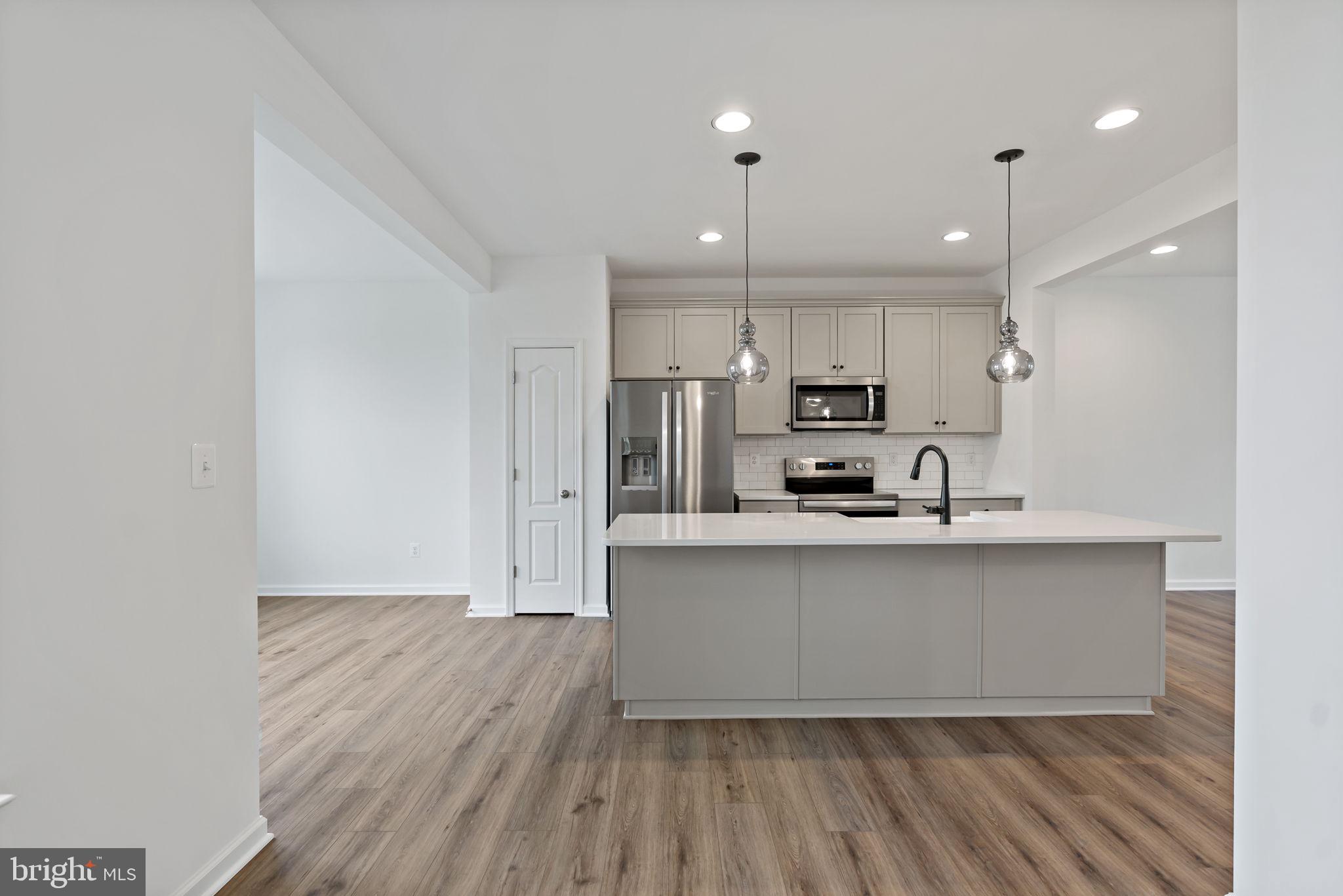 MARTINSBURG STATION - Residential