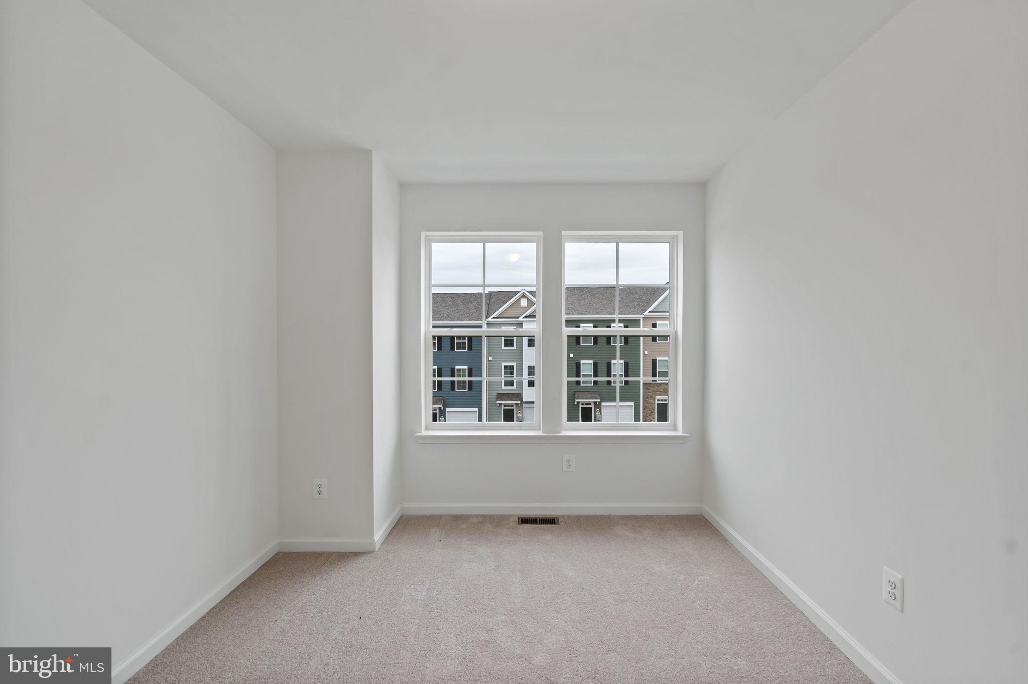 MARTINSBURG STATION - Residential