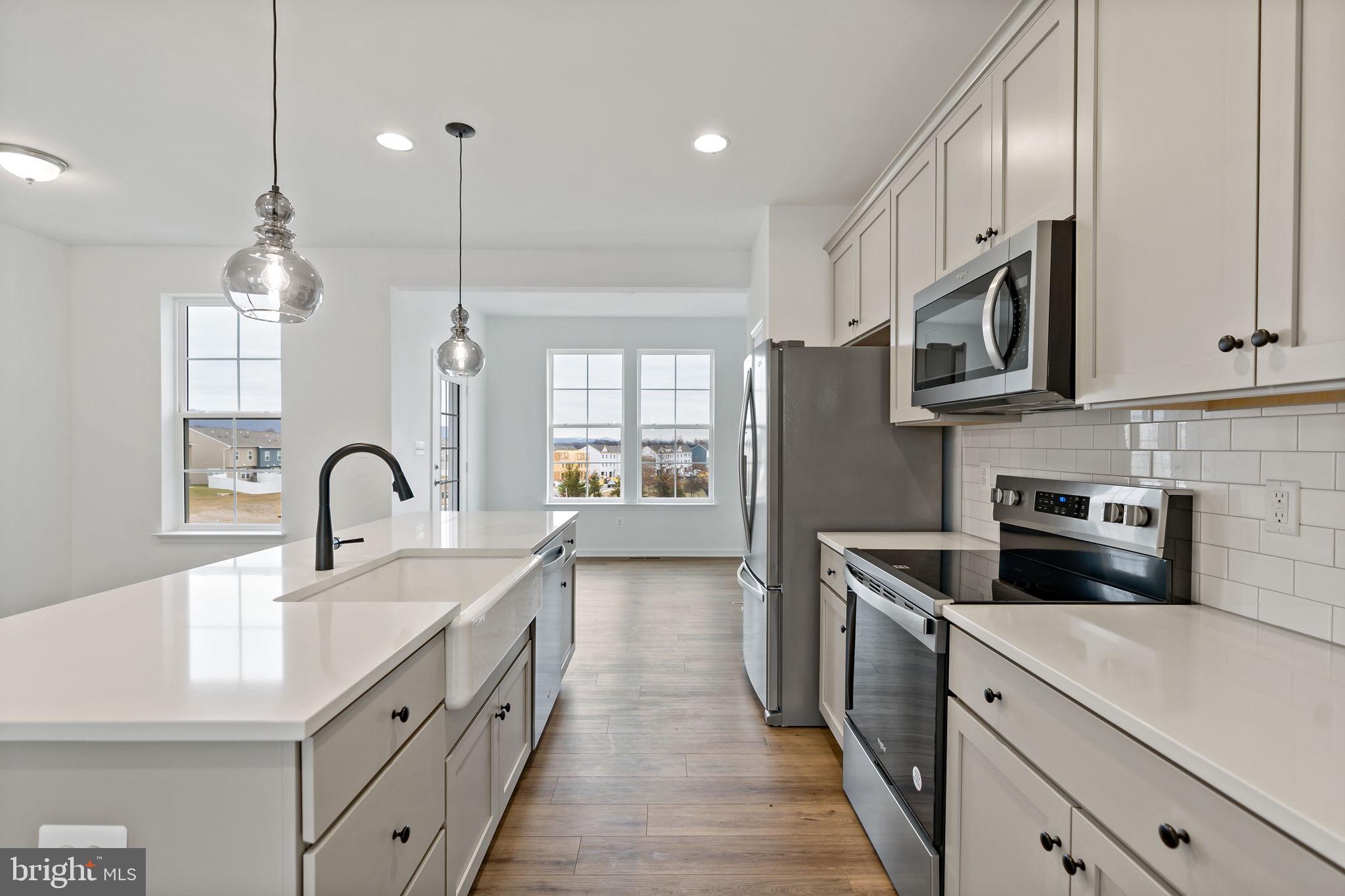 MARTINSBURG STATION - Residential