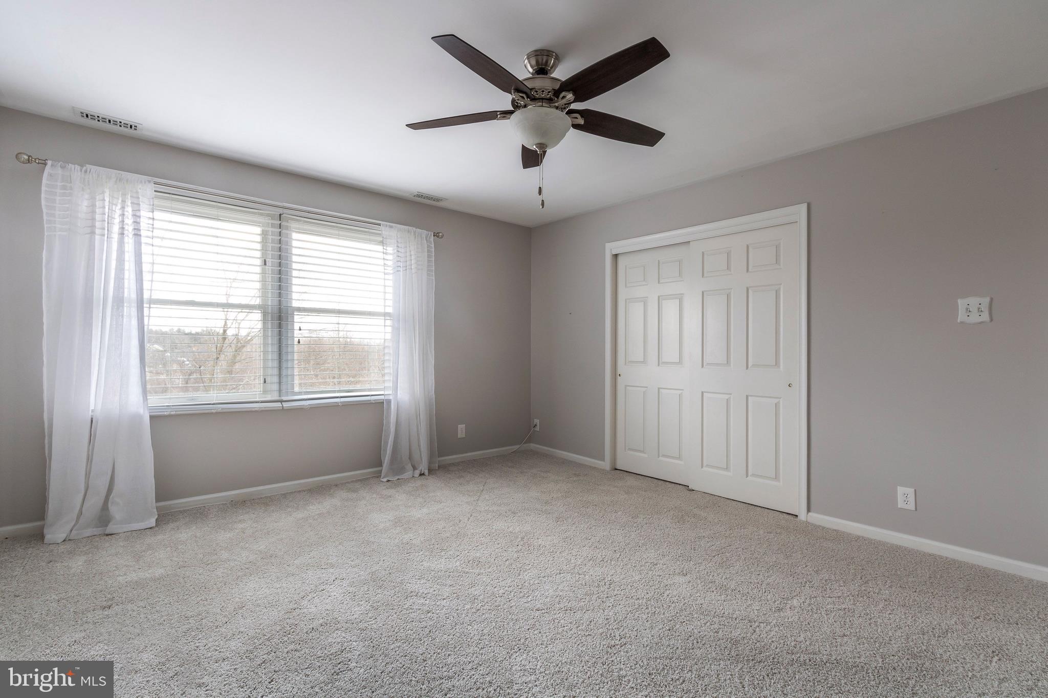 RIVERSTONE - Residential