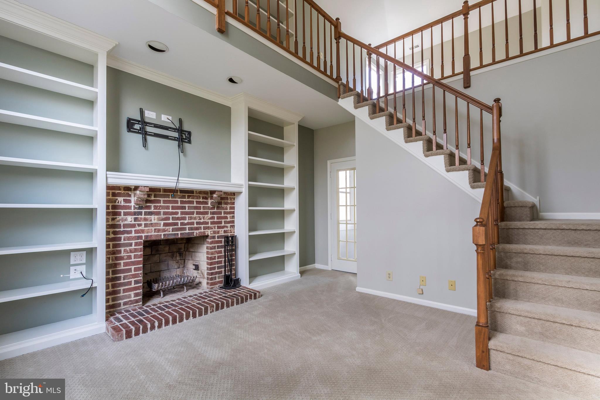 RIVERSTONE - Residential