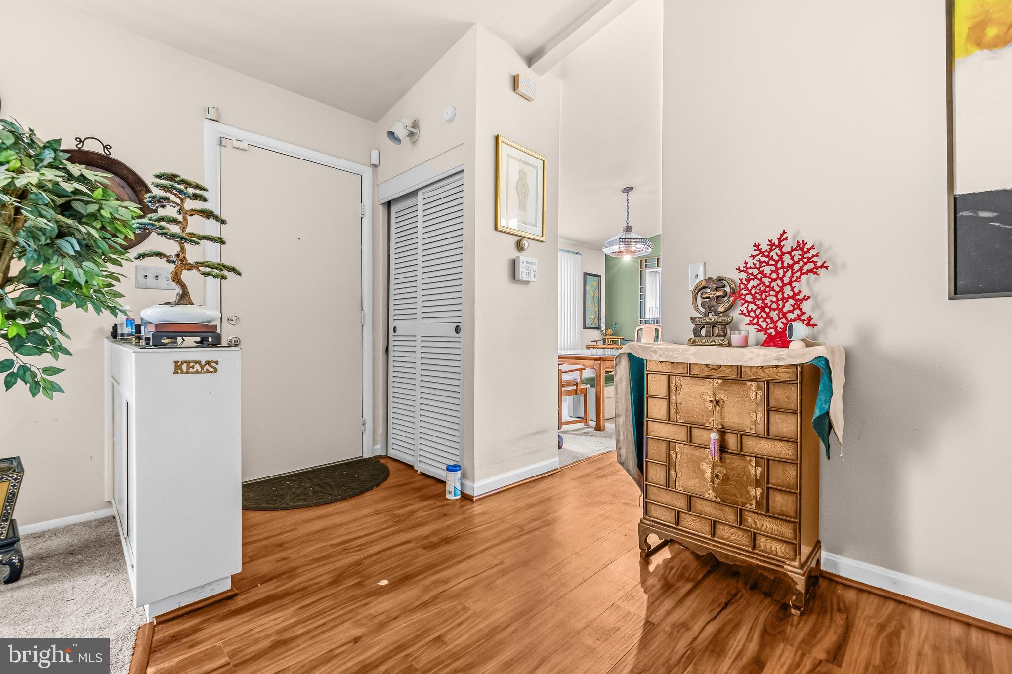 2900 TAMARACK COURT
