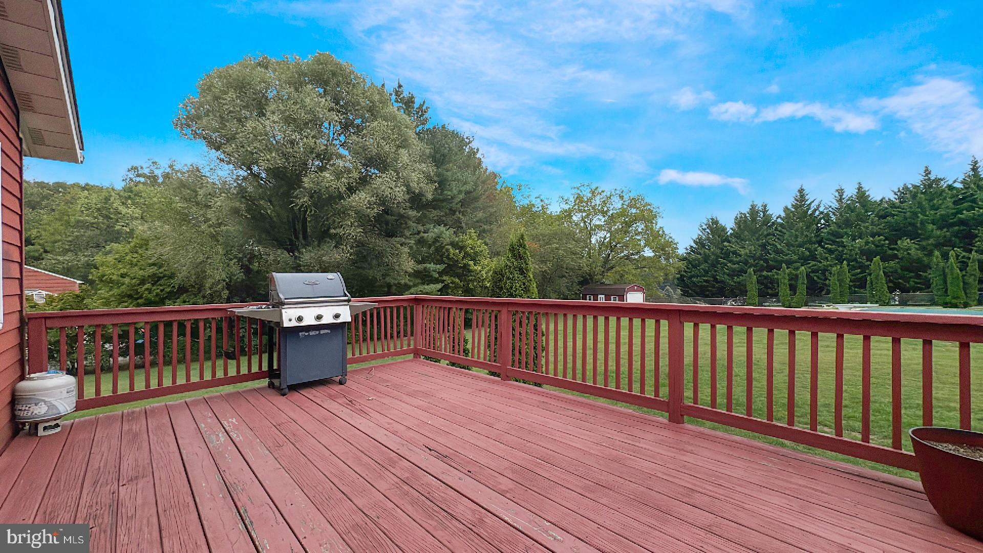 HIGH RIDGE - Residential