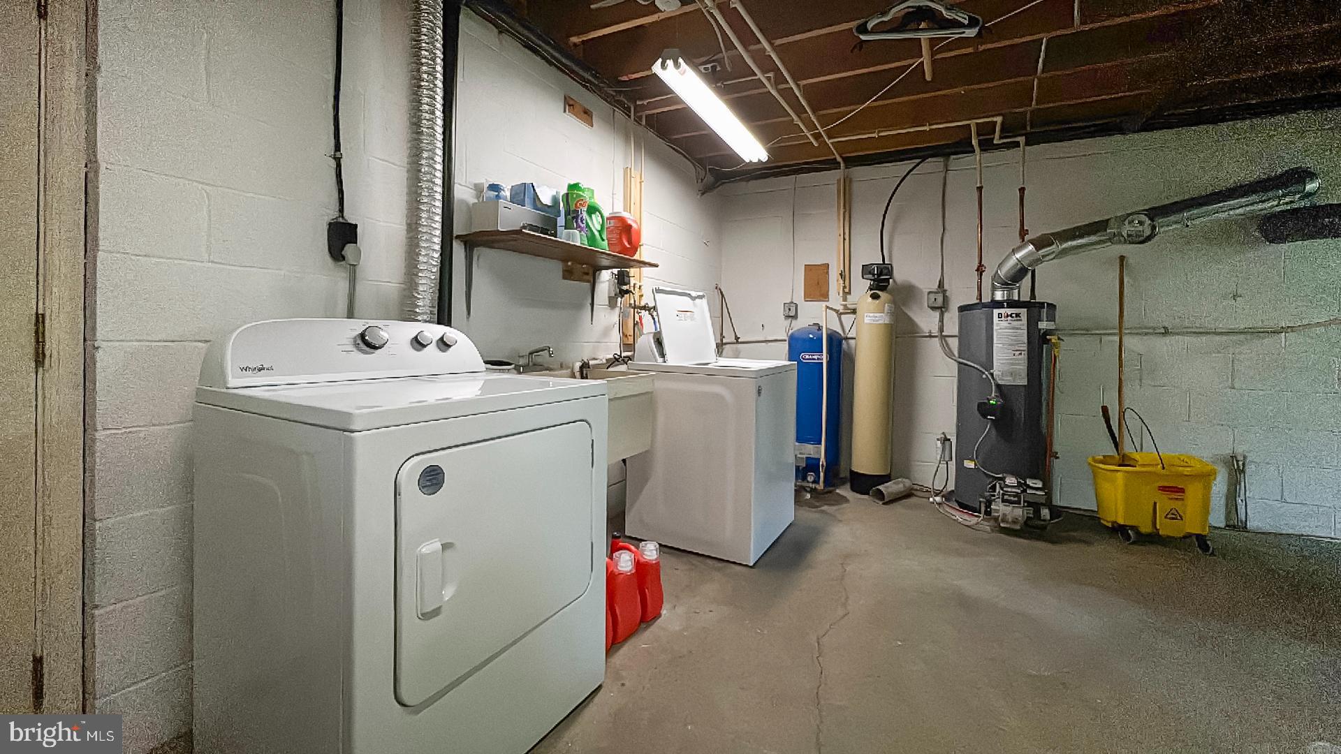 HIGH RIDGE - Residential