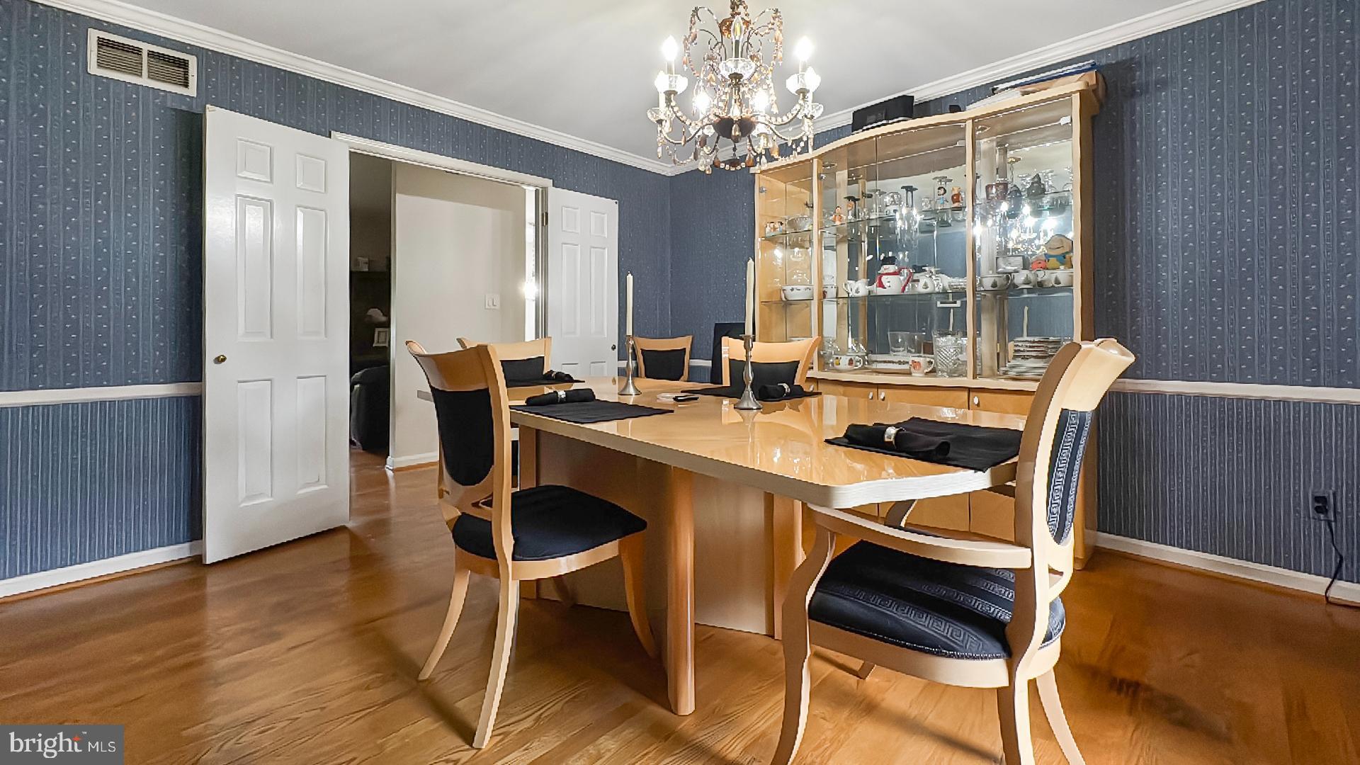 HIGH RIDGE - Residential