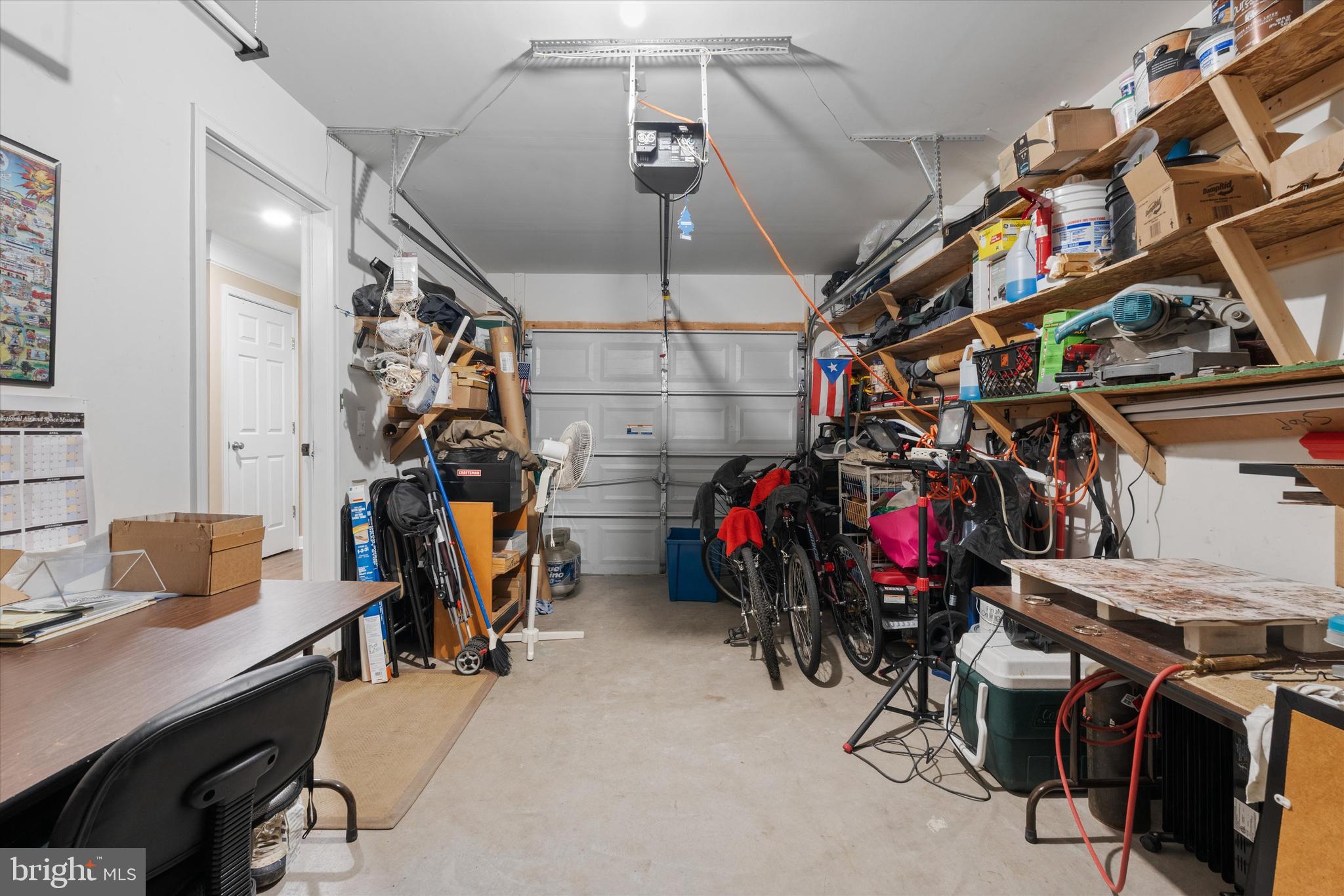 205 HAWKS VIEW SQUARE SE