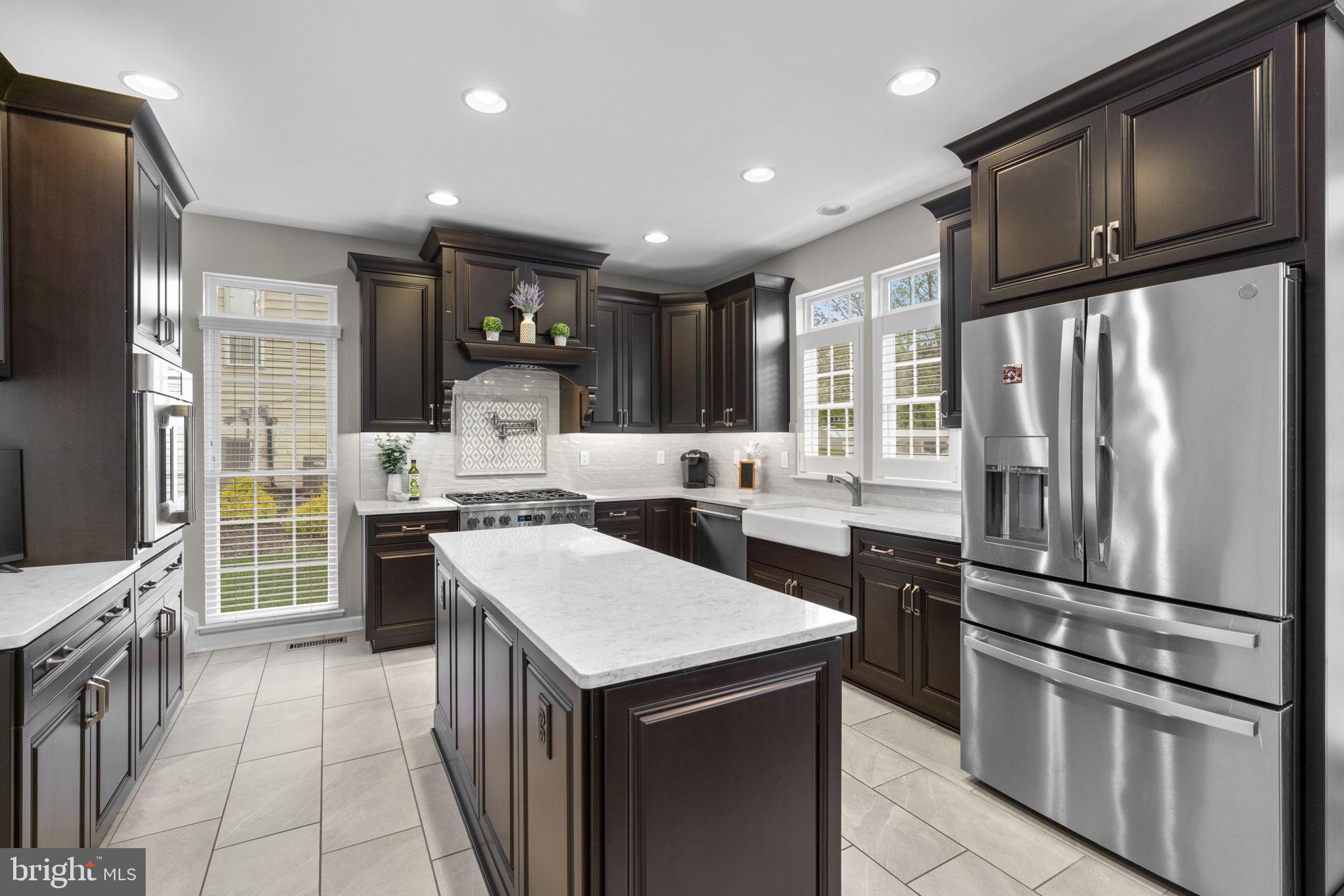 GROVEMONT - Residential