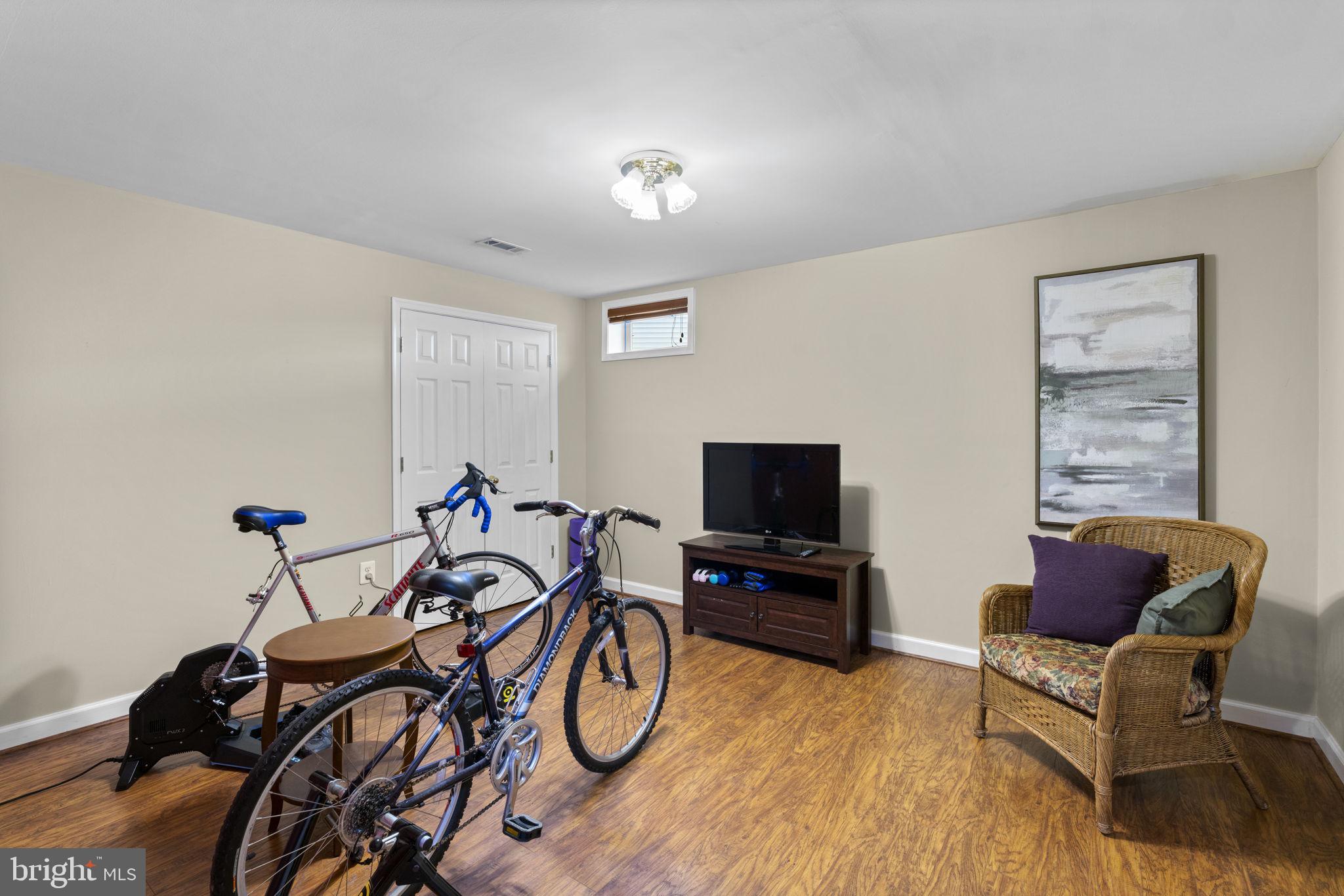 GROVEMONT - Residential