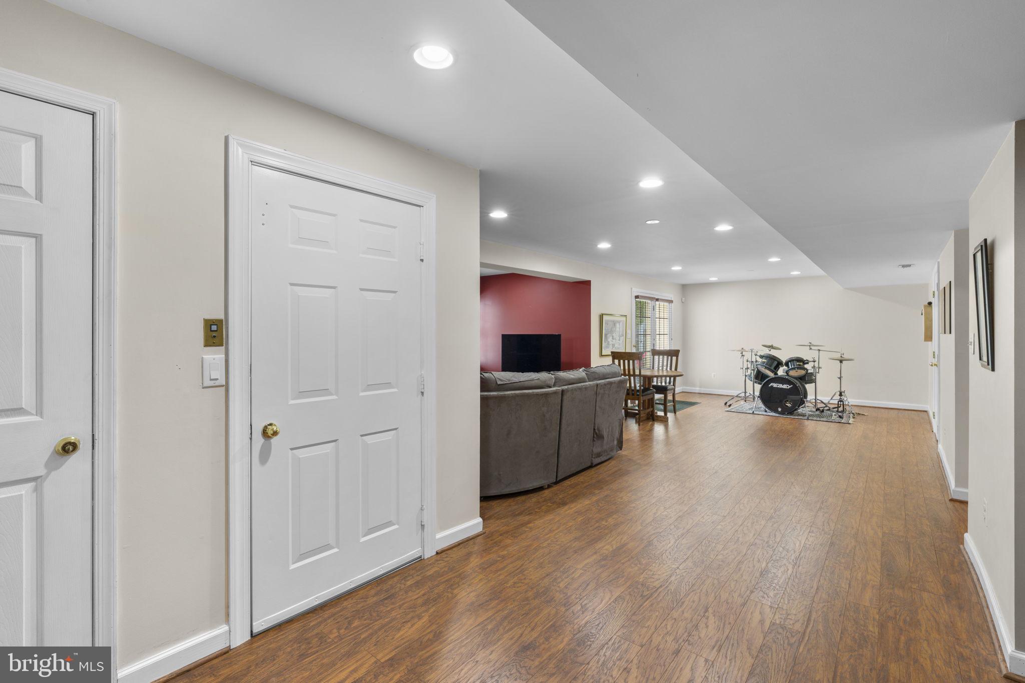 GROVEMONT - Residential