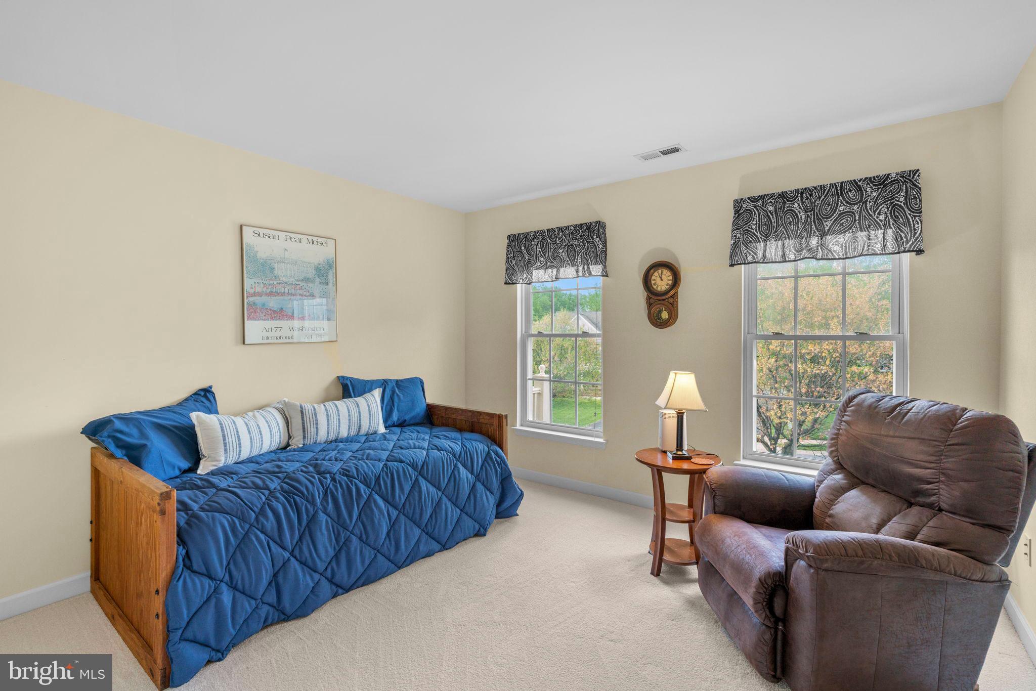 GROVEMONT - Residential