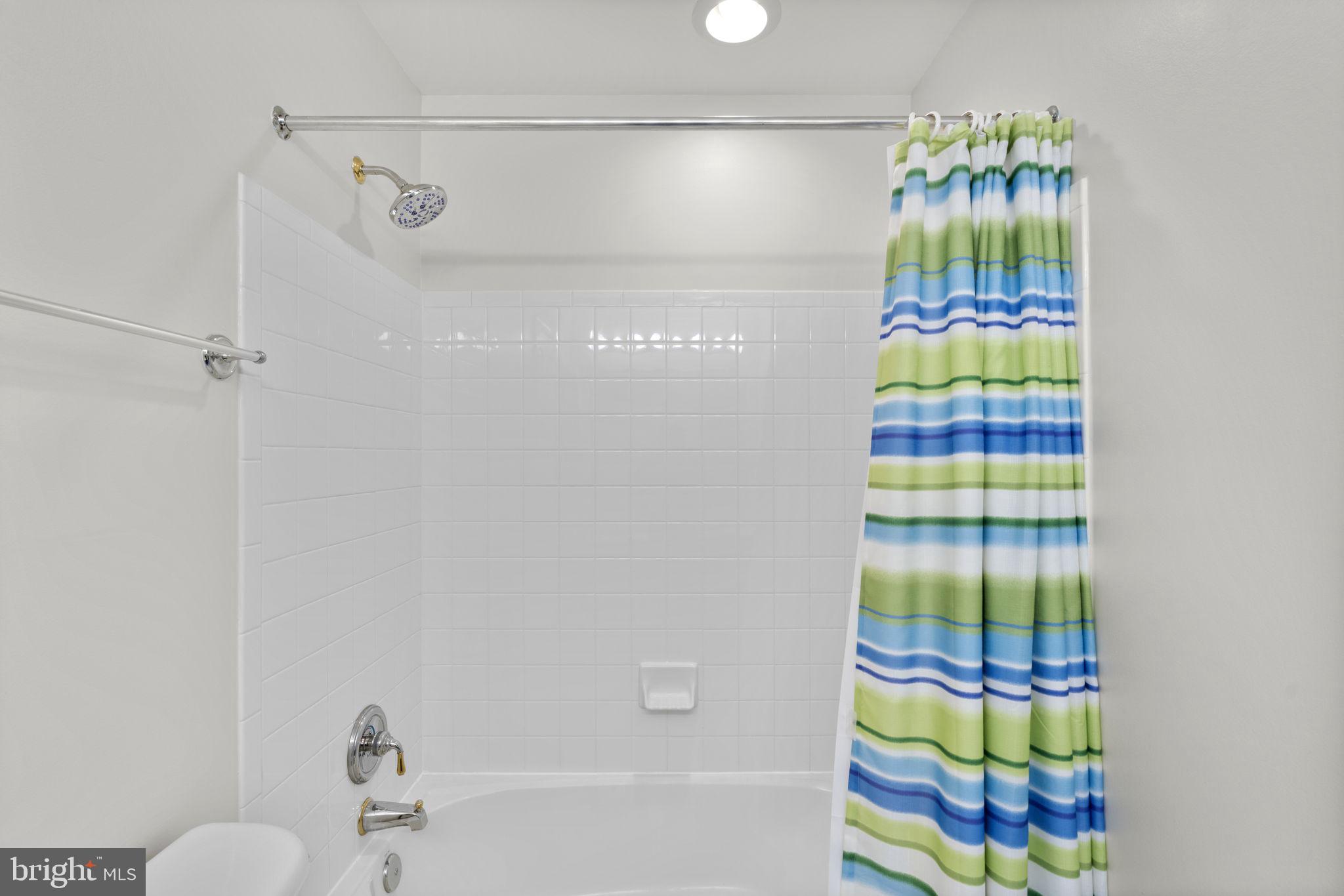 GROVEMONT - Residential