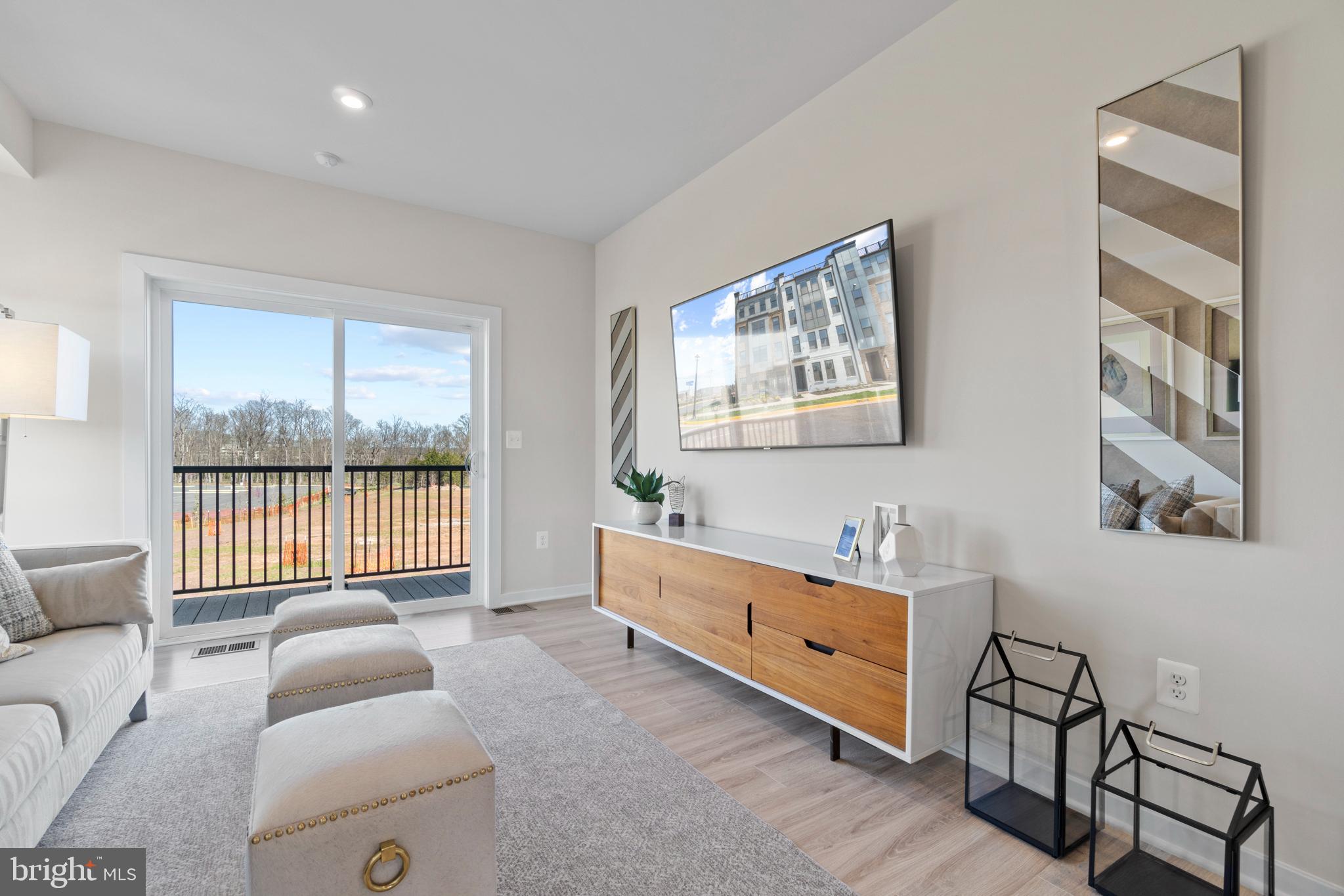 ASHBROOK PLACE - Residential