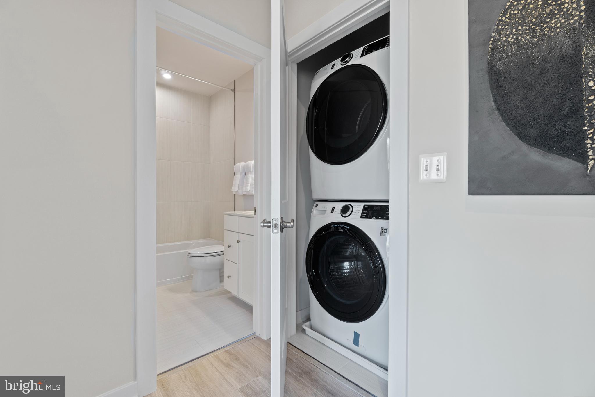 ASHBROOK PLACE - Residential