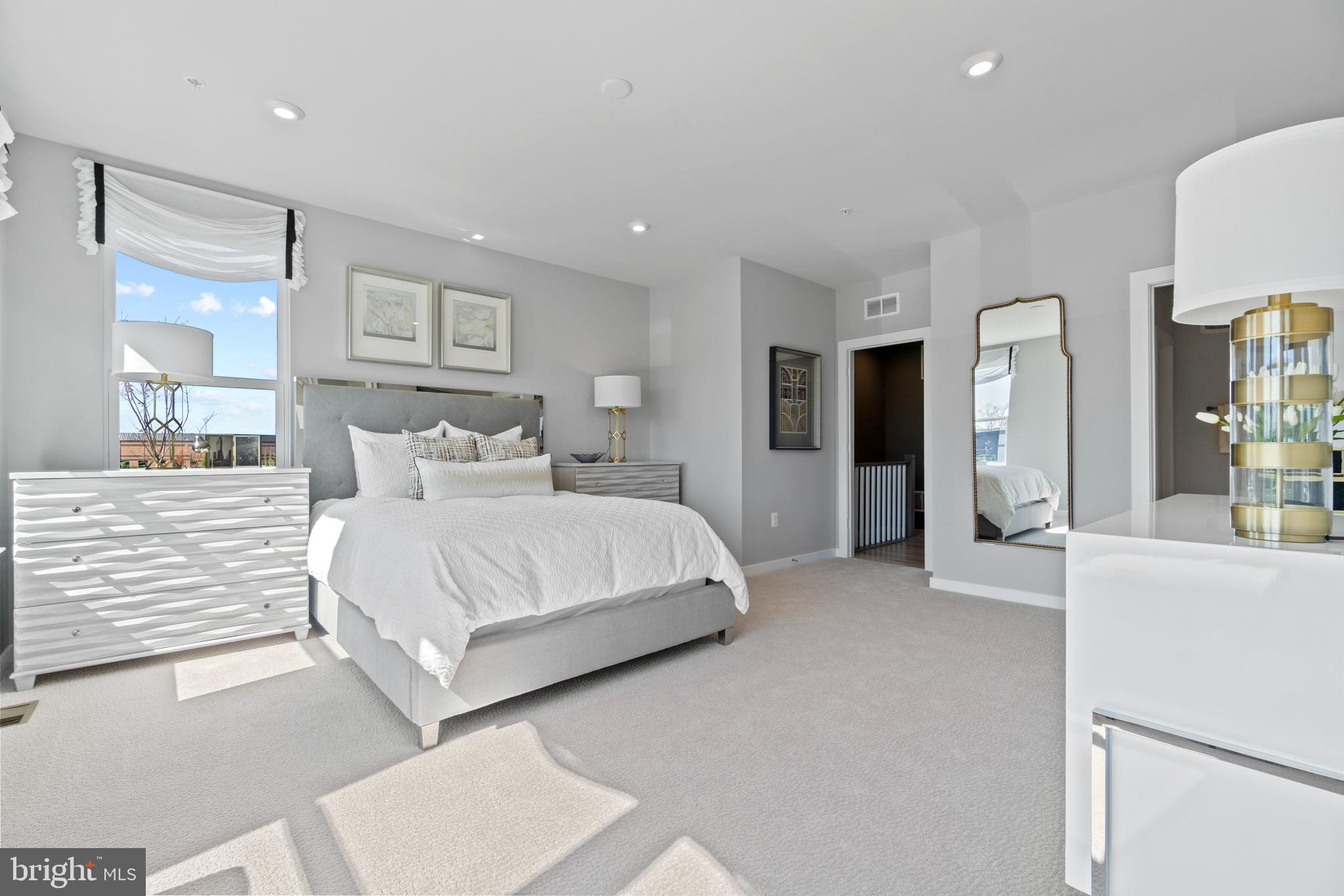 ASHBROOK PLACE - Residential