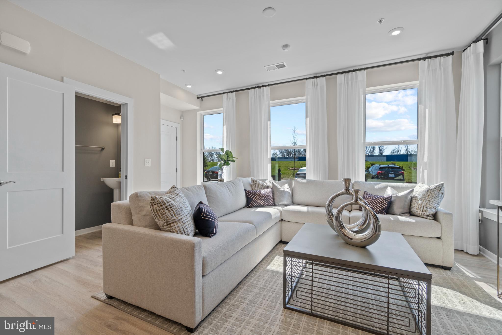 ASHBROOK PLACE - Residential