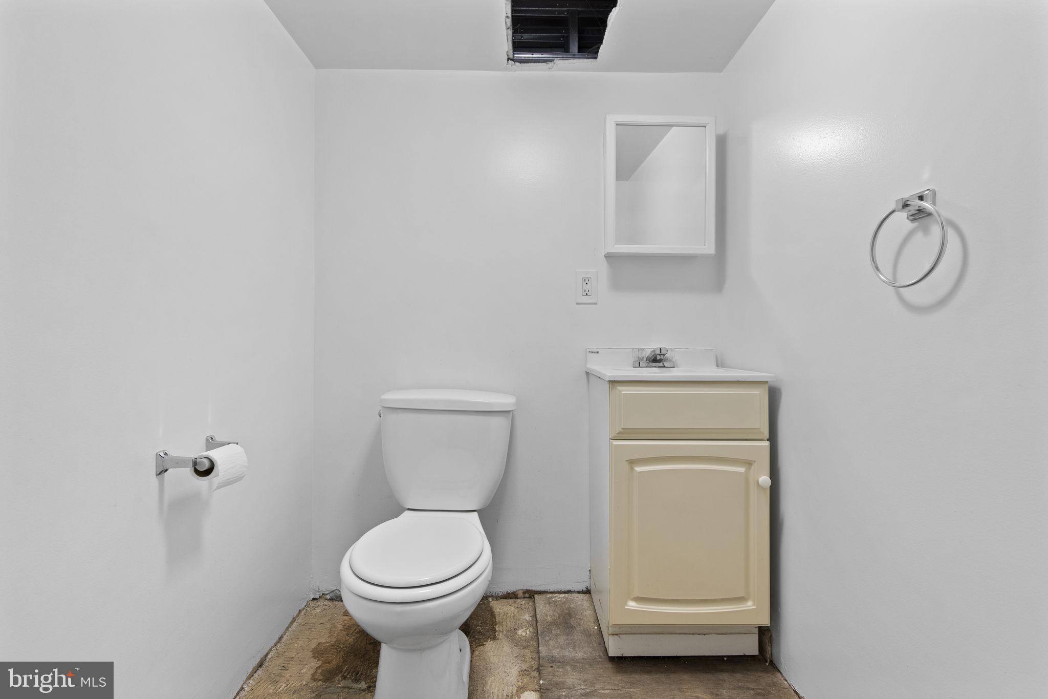 BELMONT CONDOMINIUMS - Residential