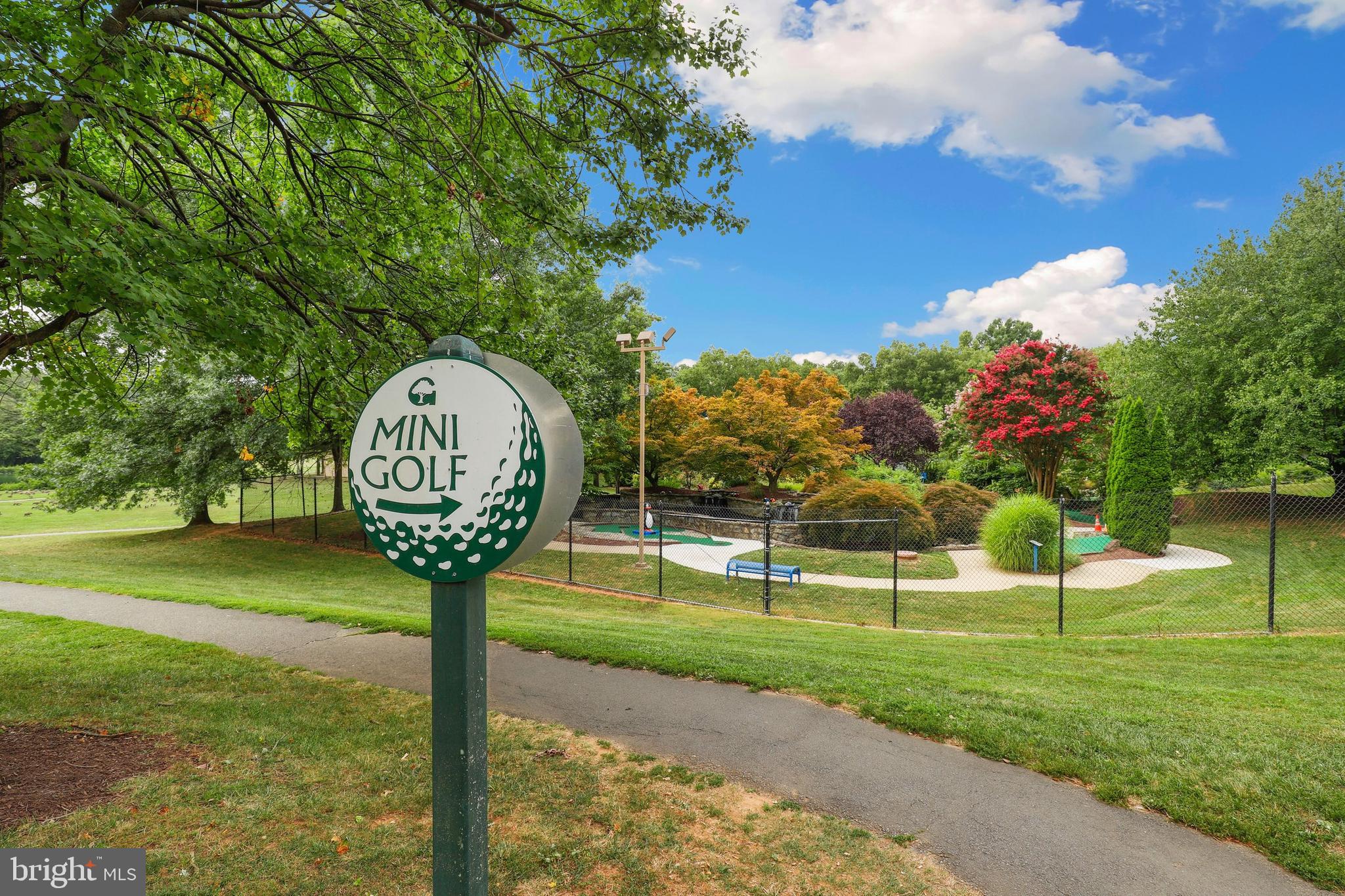 SUMMIT HALL RESERVE - Residential