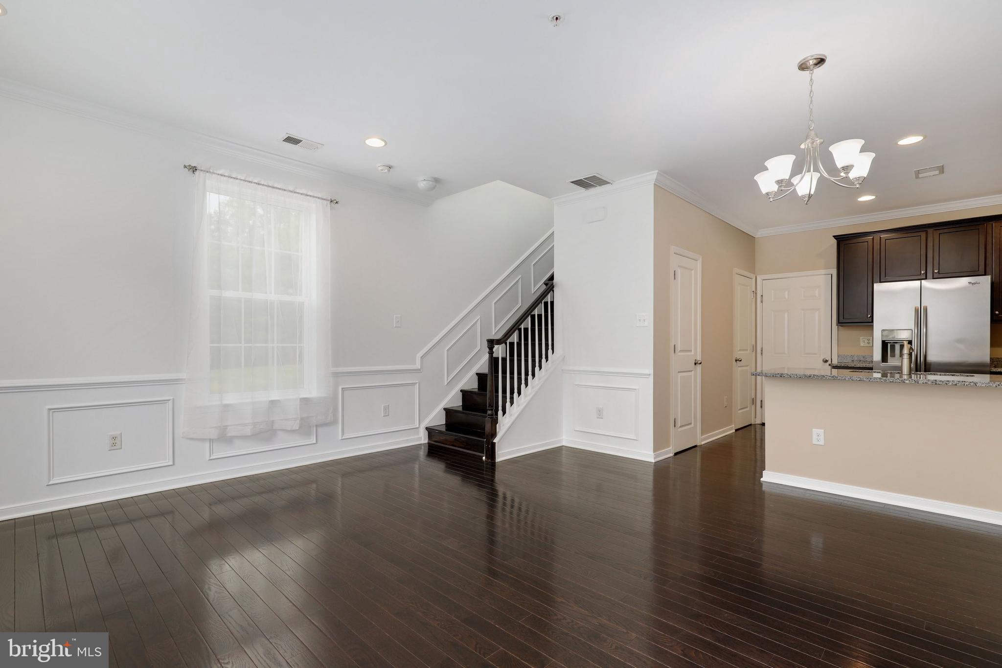 SUMMIT HALL RESERVE - Residential