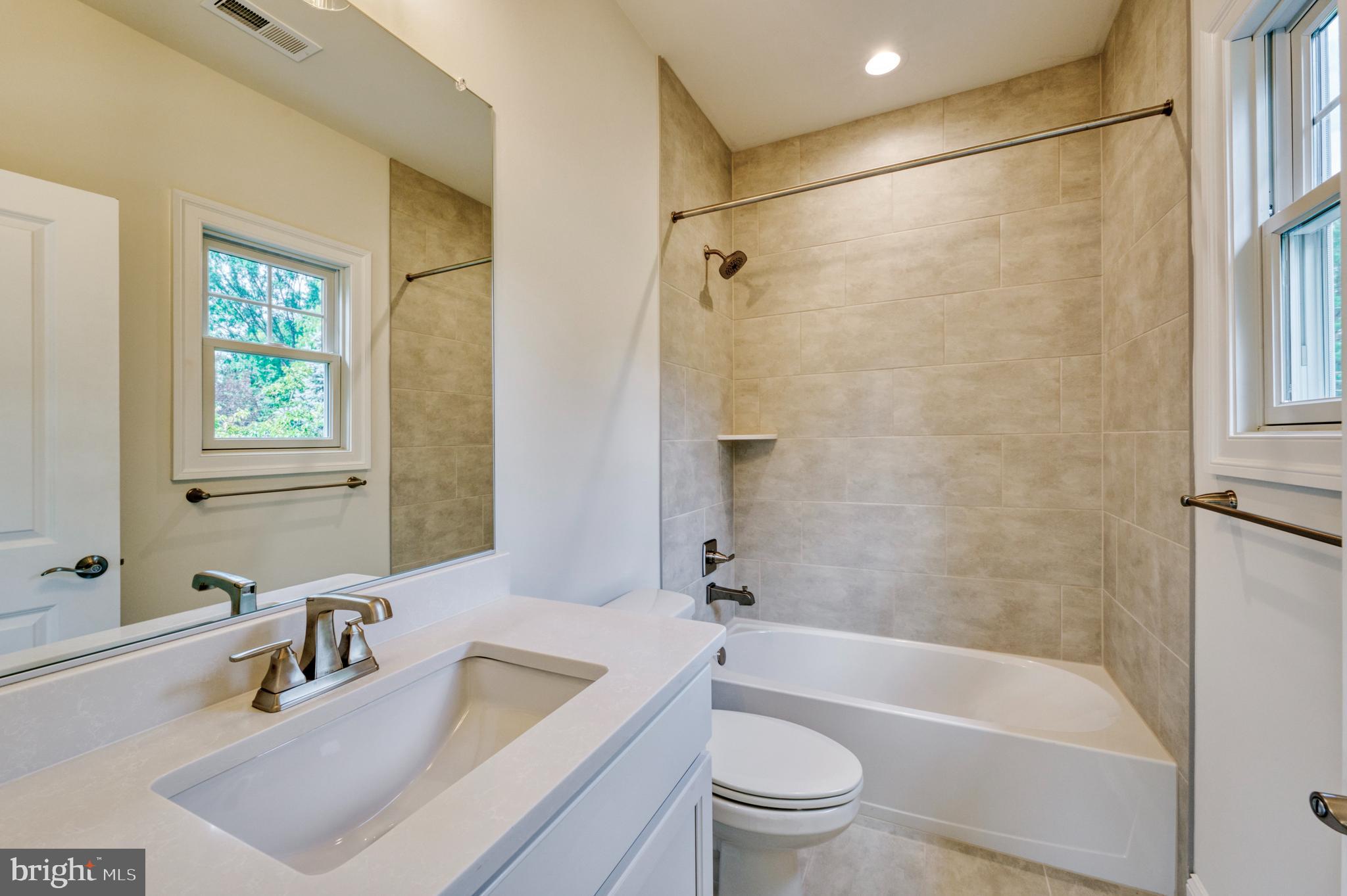 BROYHILLS MCLEAN ESTATES - Residential