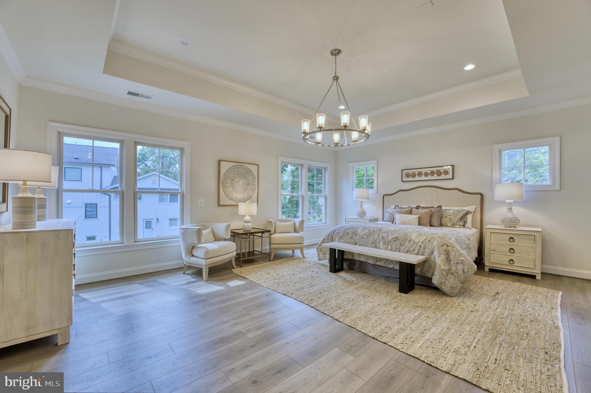 BROYHILLS MCLEAN ESTATES - Residential