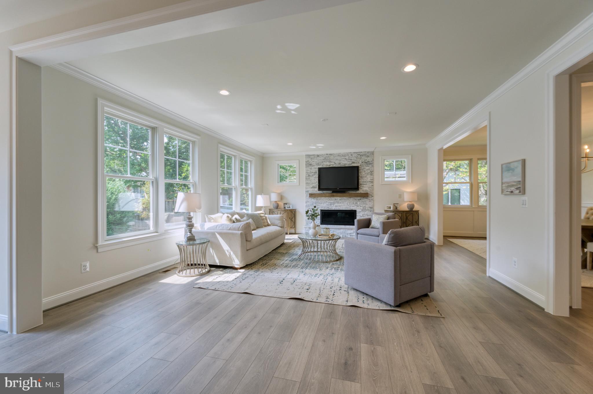 BROYHILLS MCLEAN ESTATES - Residential