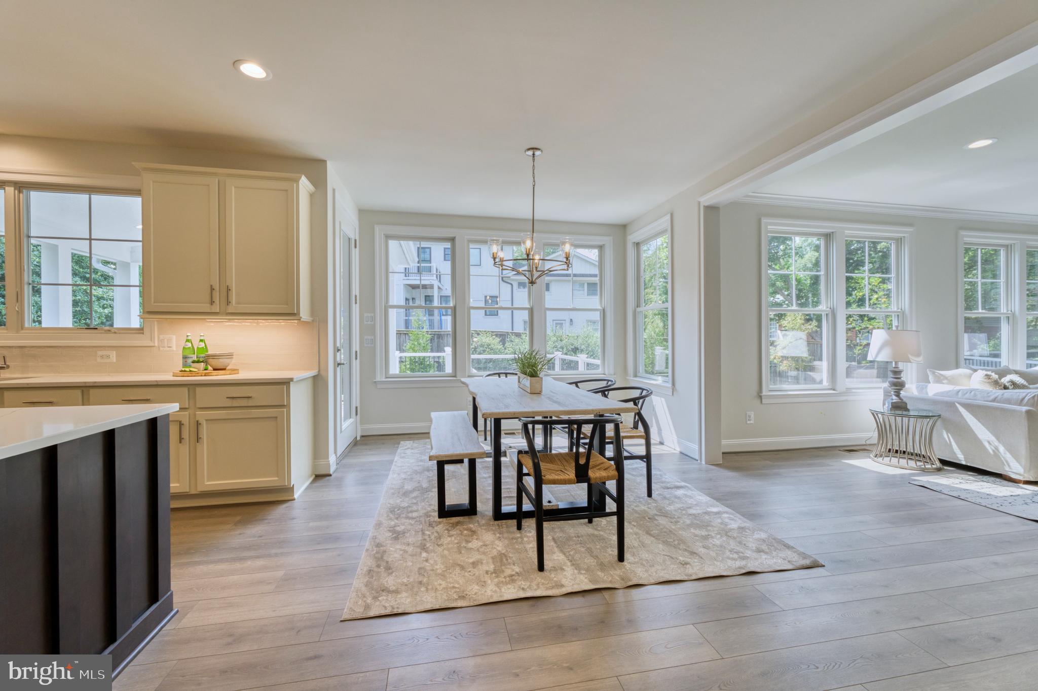 BROYHILLS MCLEAN ESTATES - Residential