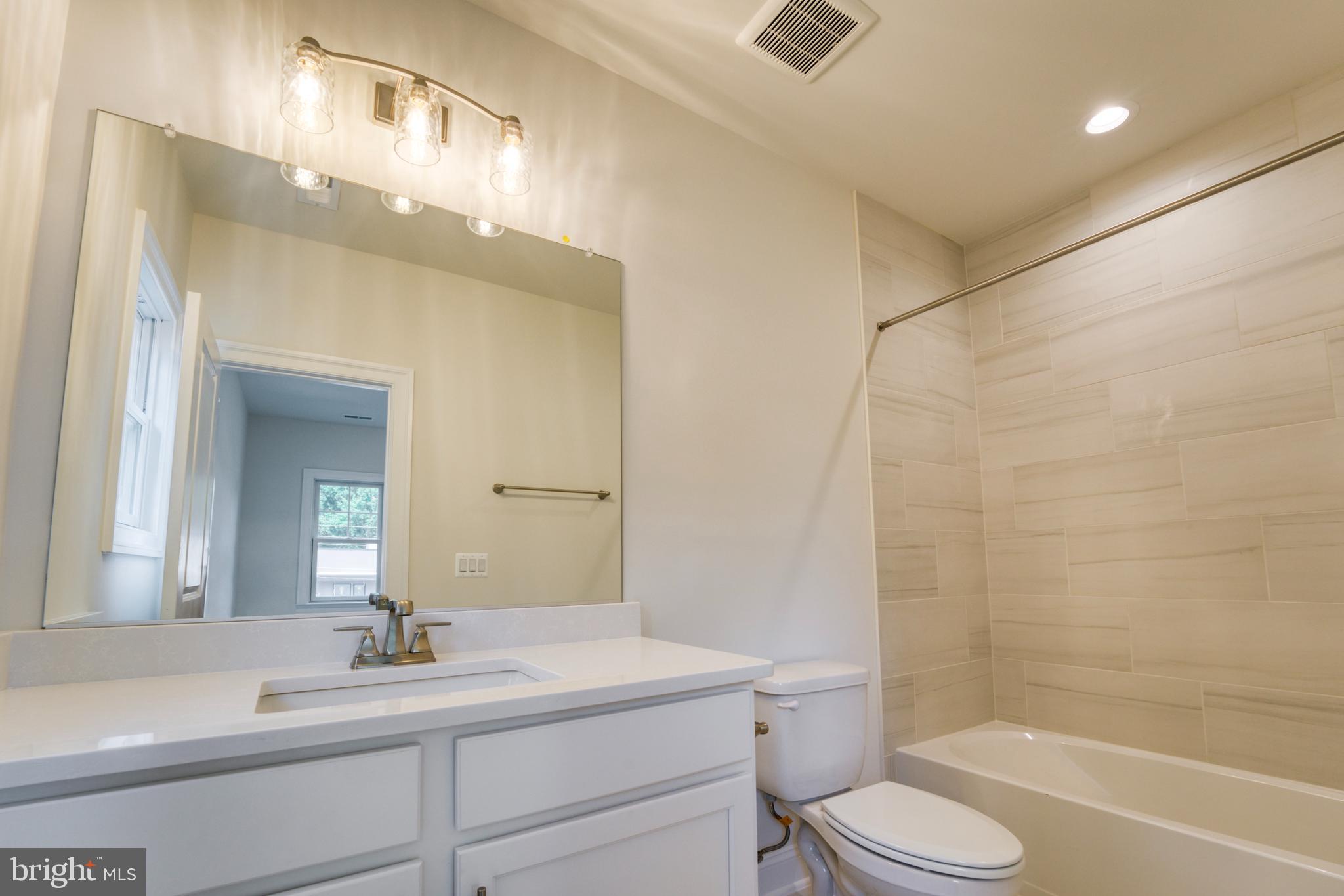 BROYHILLS MCLEAN ESTATES - Residential