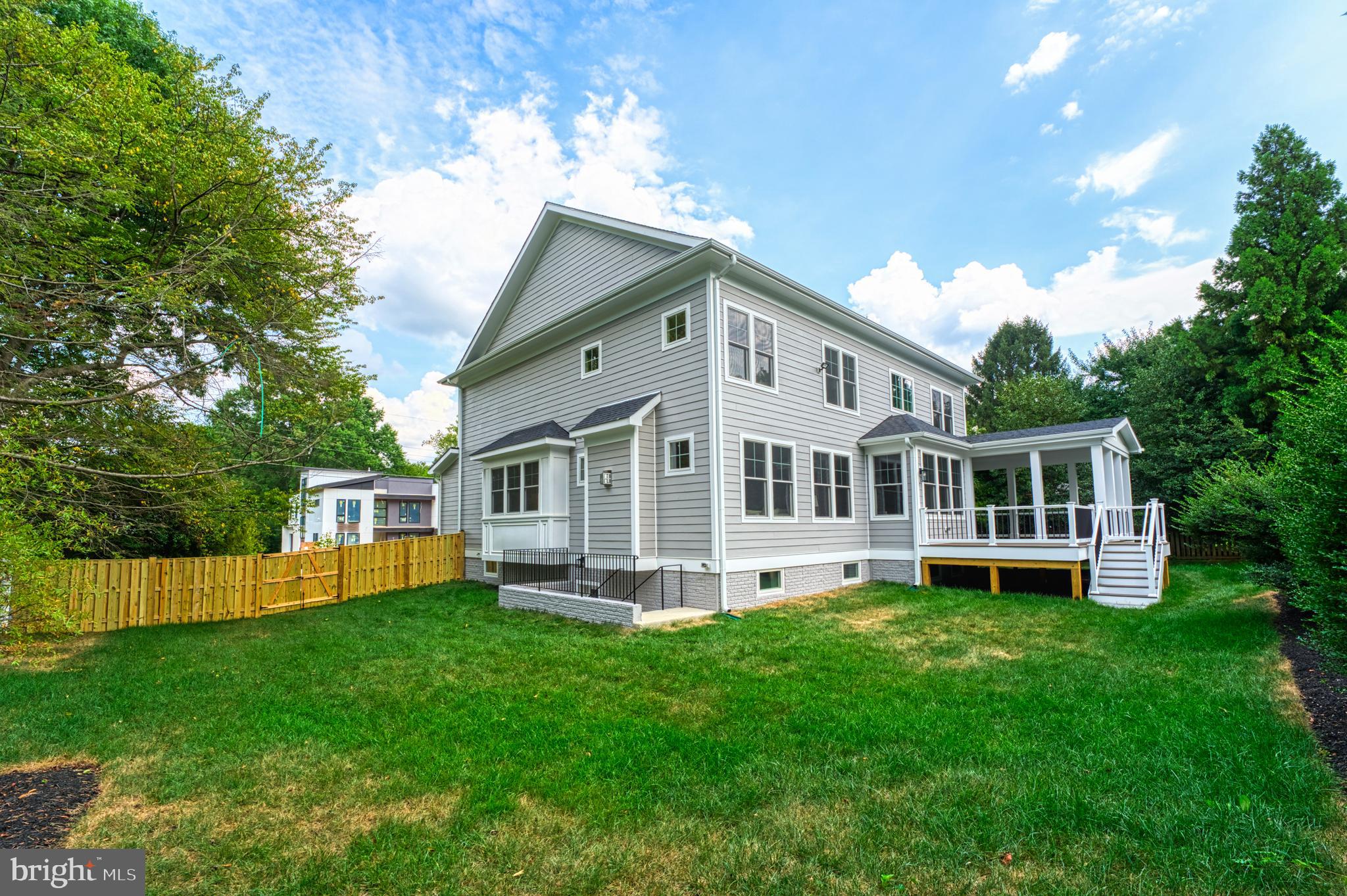 BROYHILLS MCLEAN ESTATES - Residential