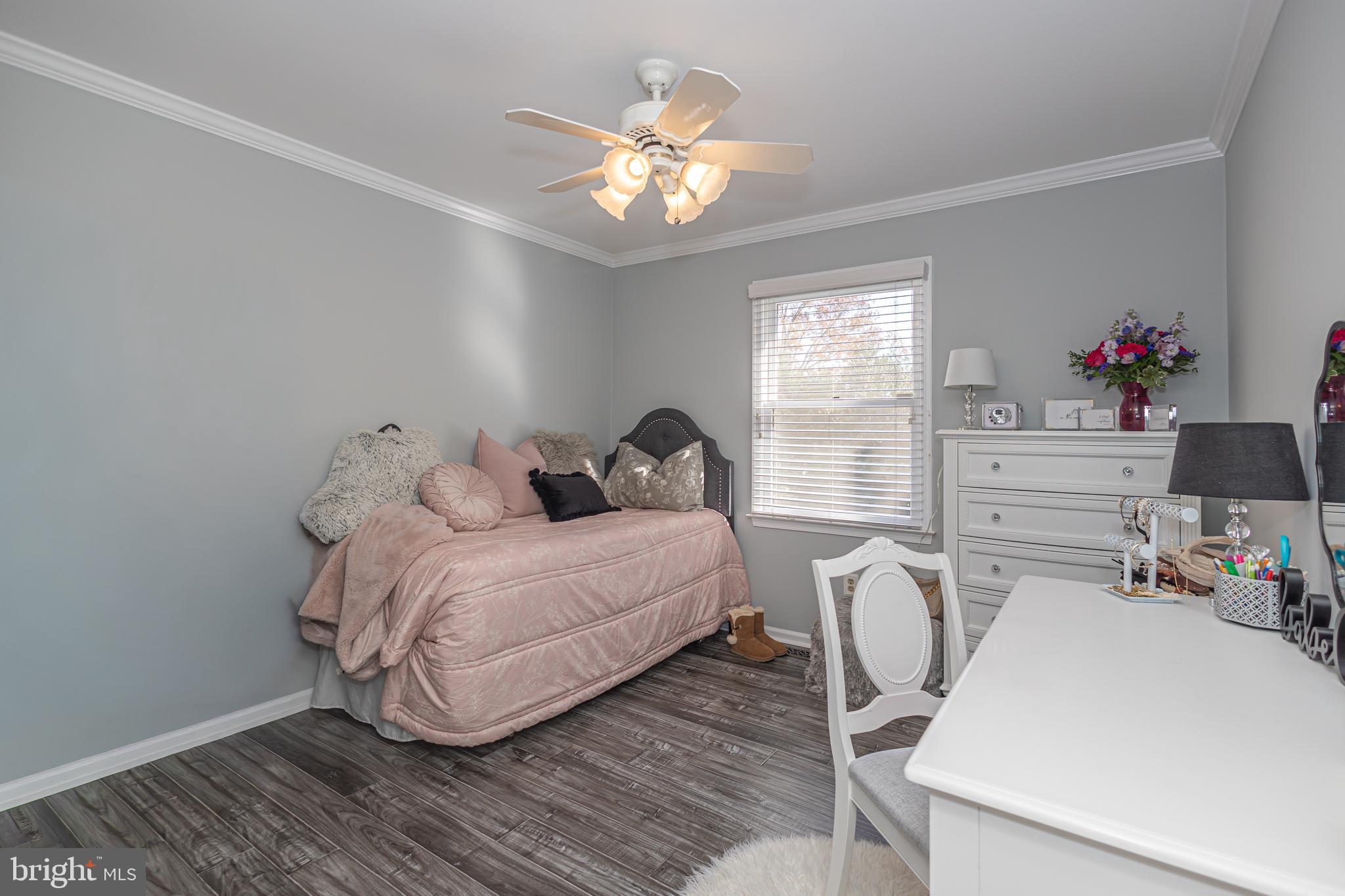 RIVERGATE - Residential