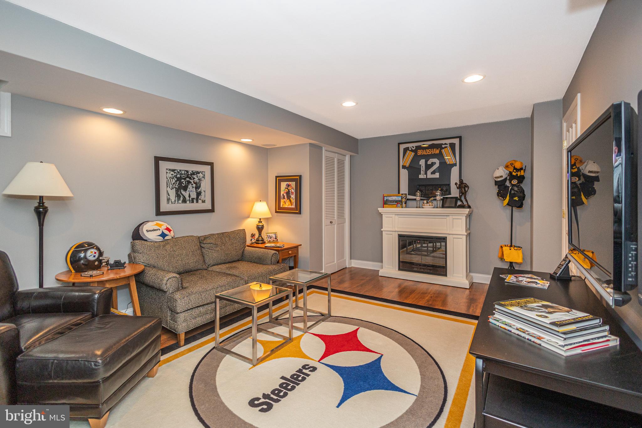 RIVERGATE - Residential